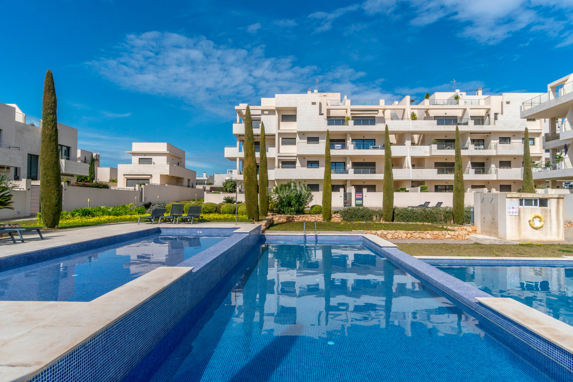 Resale - Apartment / flat - Torrevieja - Costa Blanca