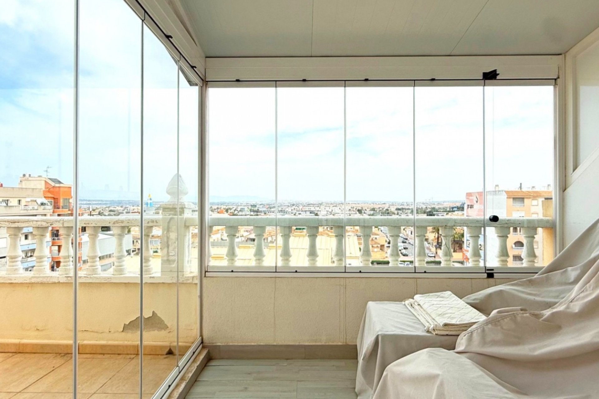 Resale - Apartment / flat - Torrevieja - Costa Blanca