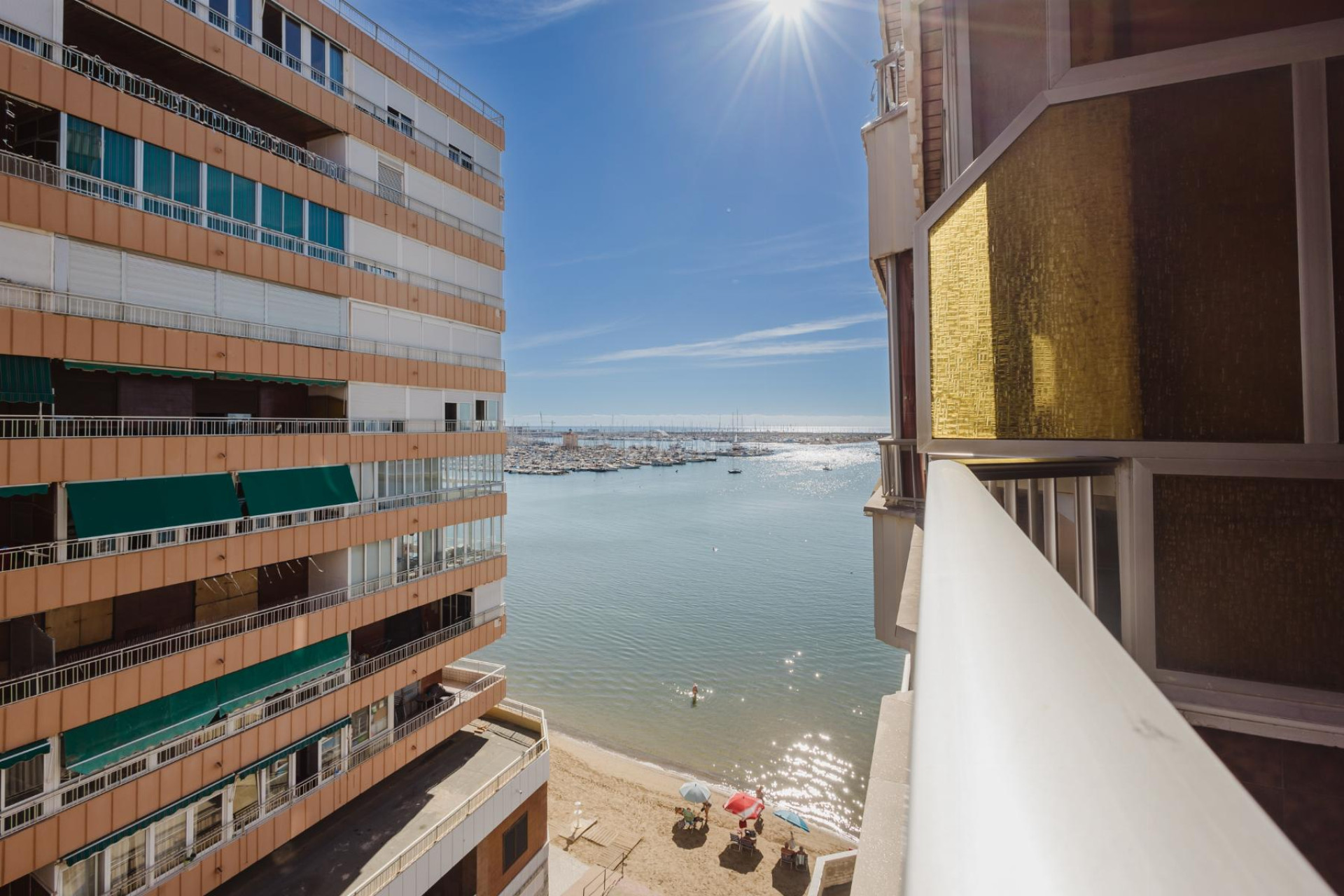 Resale - Apartment / flat - Torrevieja - Costa Blanca
