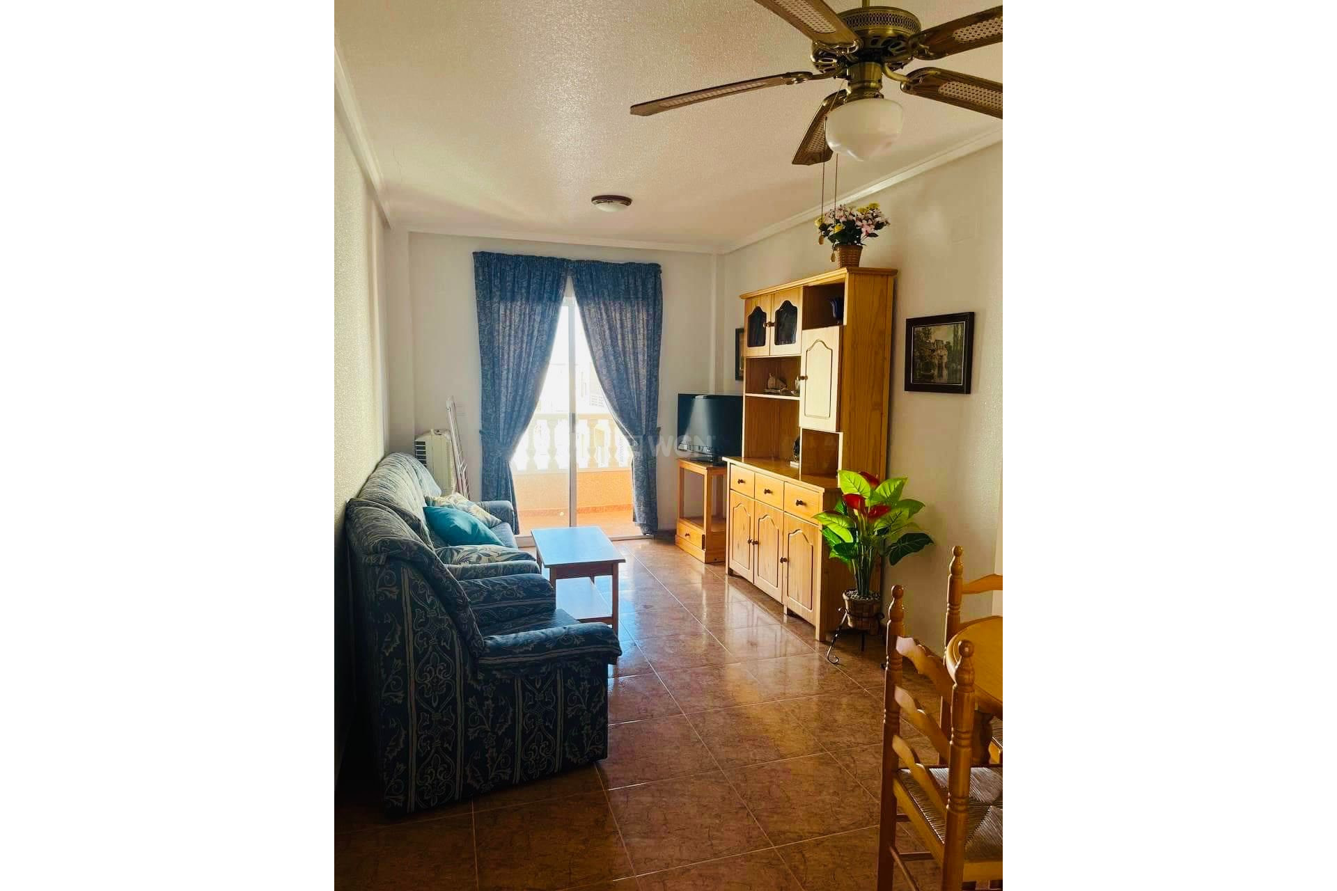 Resale - Apartment / flat - Torrevieja - Costa Blanca