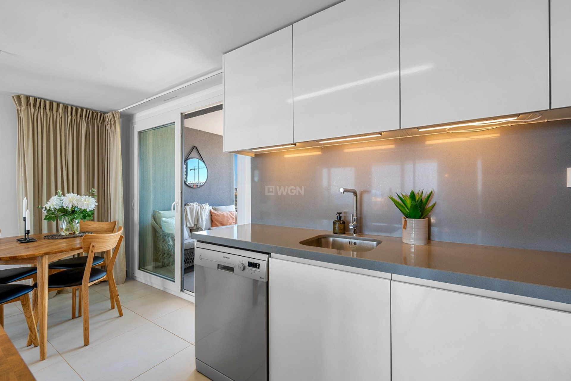 Resale - Apartment / flat - Torrevieja - Costa Blanca