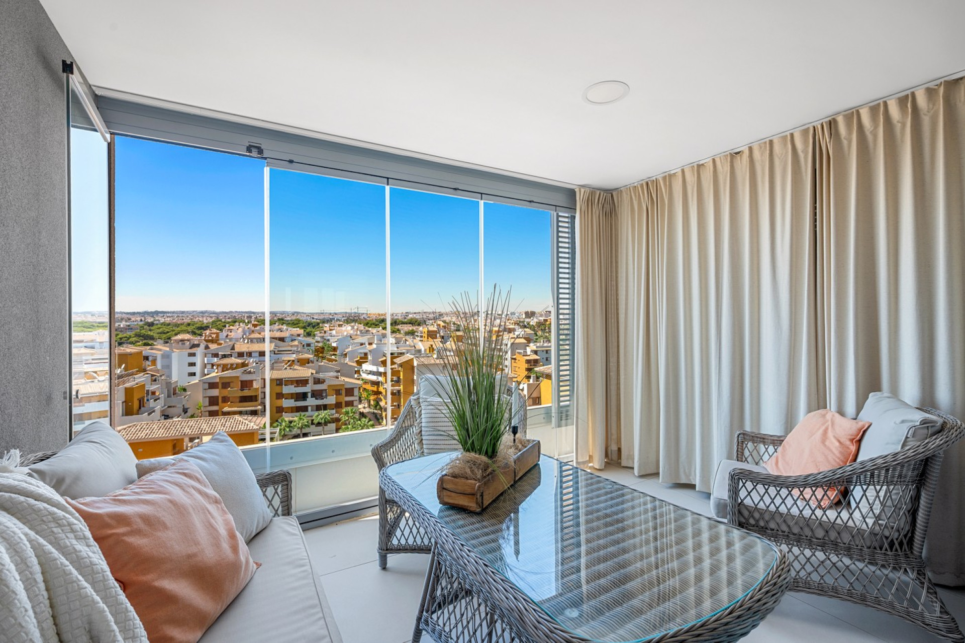 Resale - Apartment / flat - Torrevieja - Costa Blanca