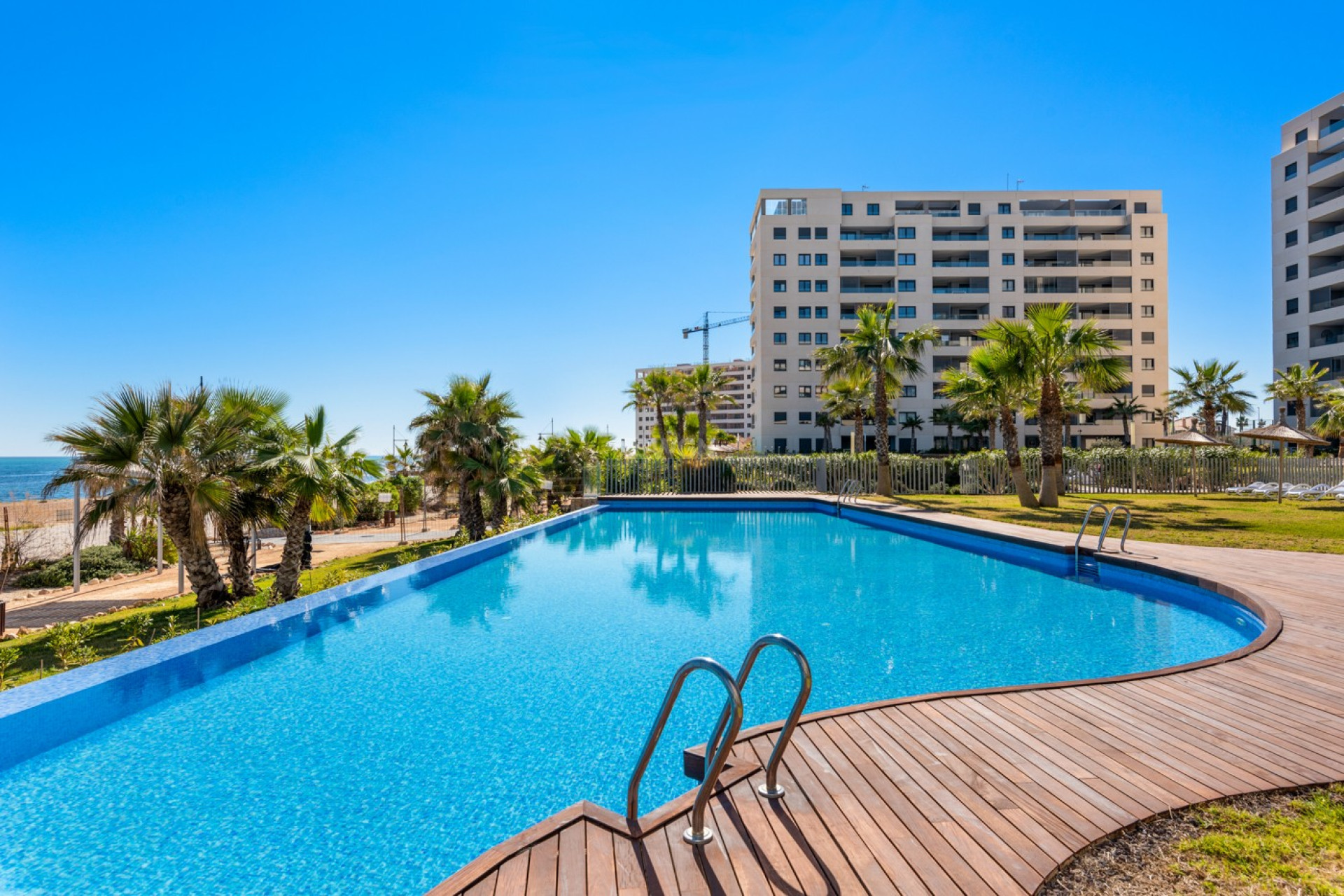 Resale - Apartment / flat - Torrevieja - Costa Blanca