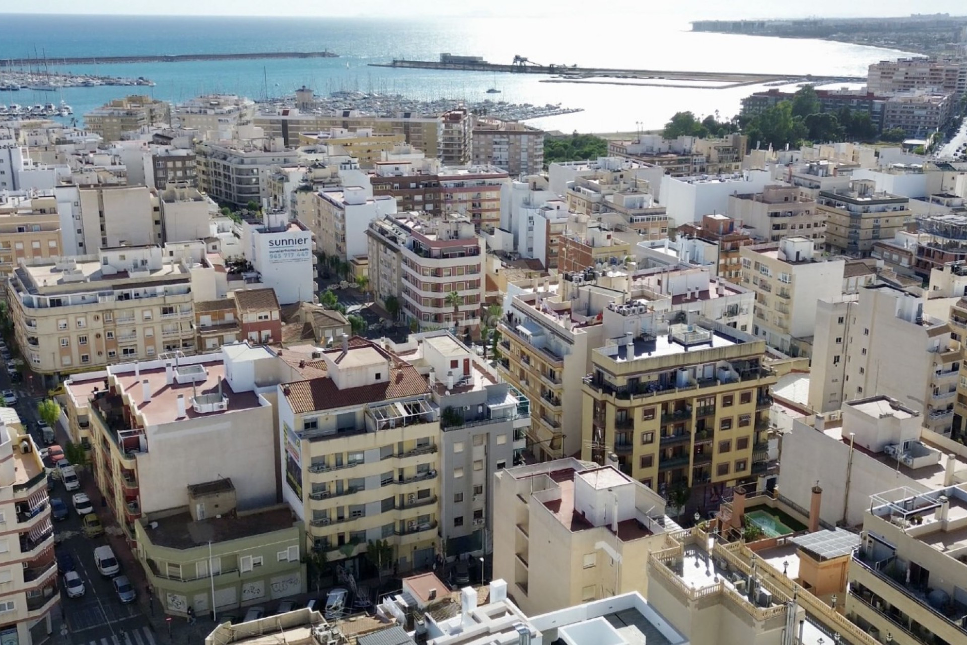 Resale - Apartment / flat - Torrevieja - Costa Blanca