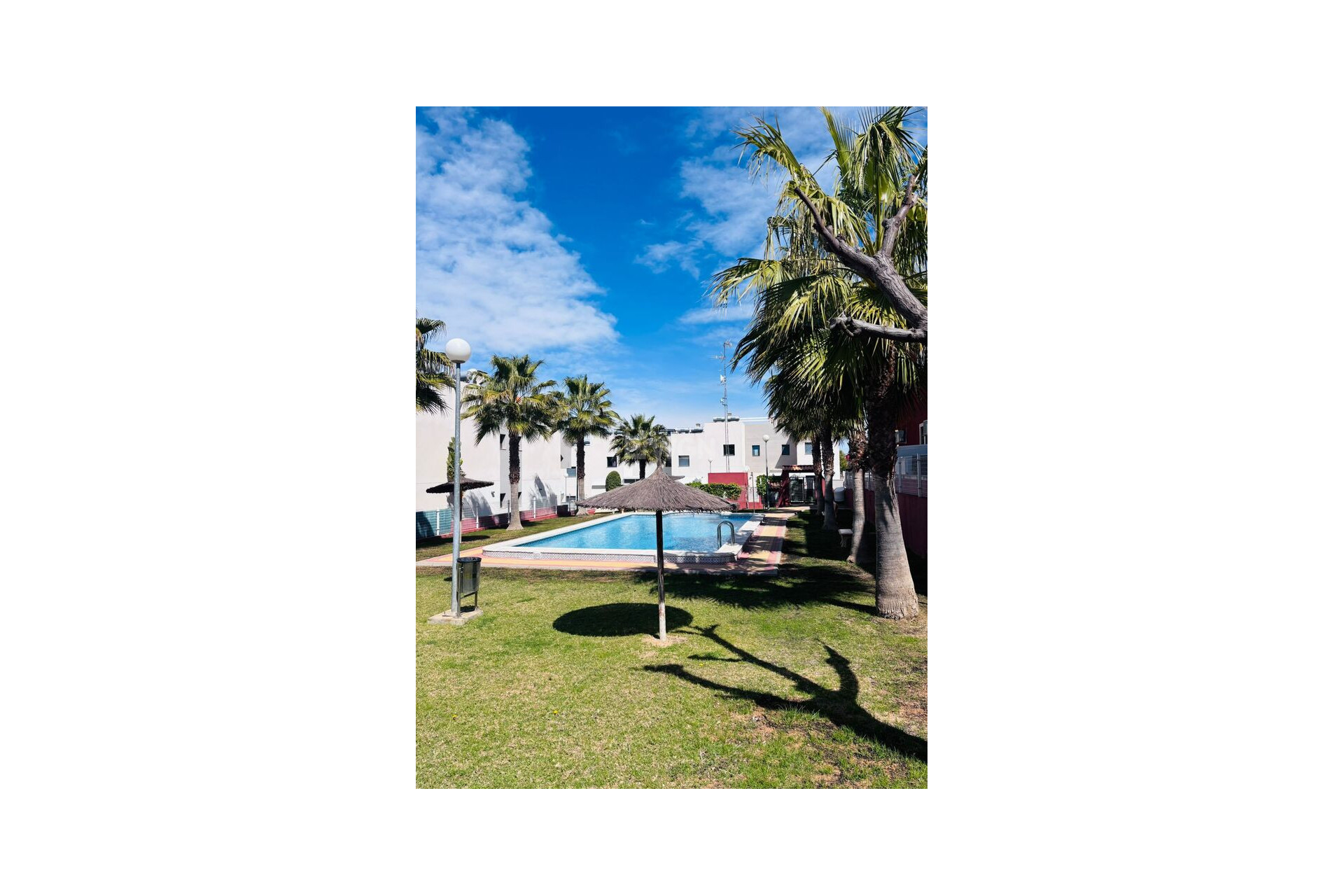 Resale - Apartment / flat - Torrevieja - Costa Blanca