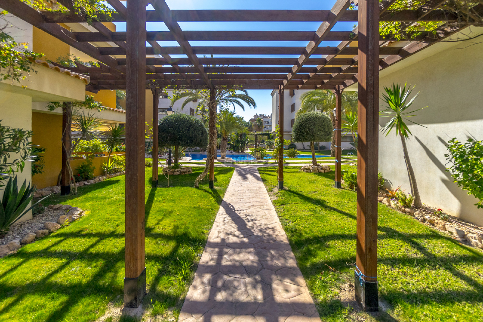 Resale - Apartment / flat - Torrevieja - Costa Blanca