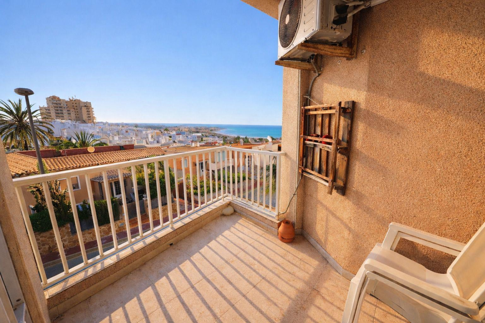 Resale - Apartment / flat - Torrevieja - Costa Blanca