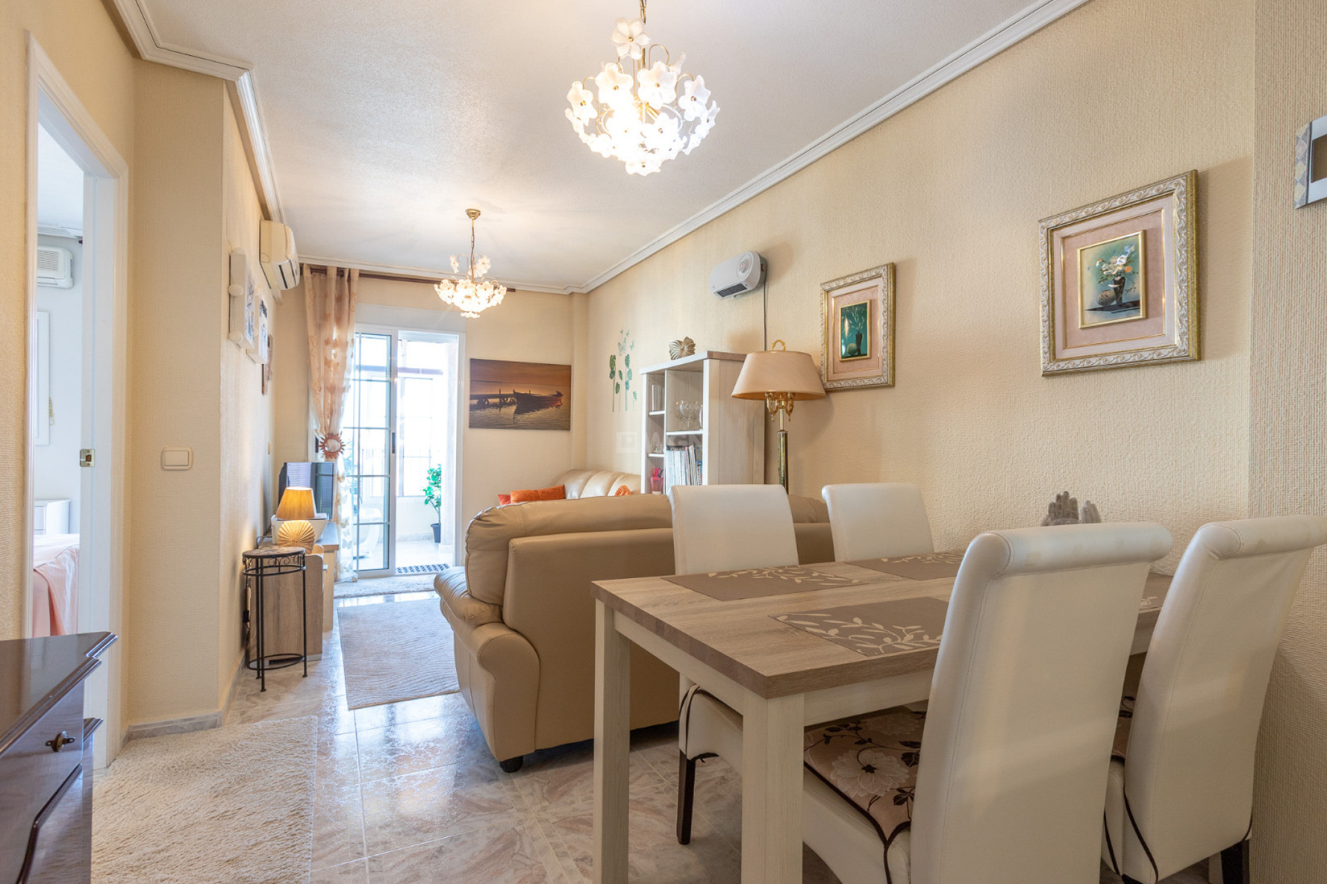 Resale - Apartment / flat - Torrevieja - Costa Blanca