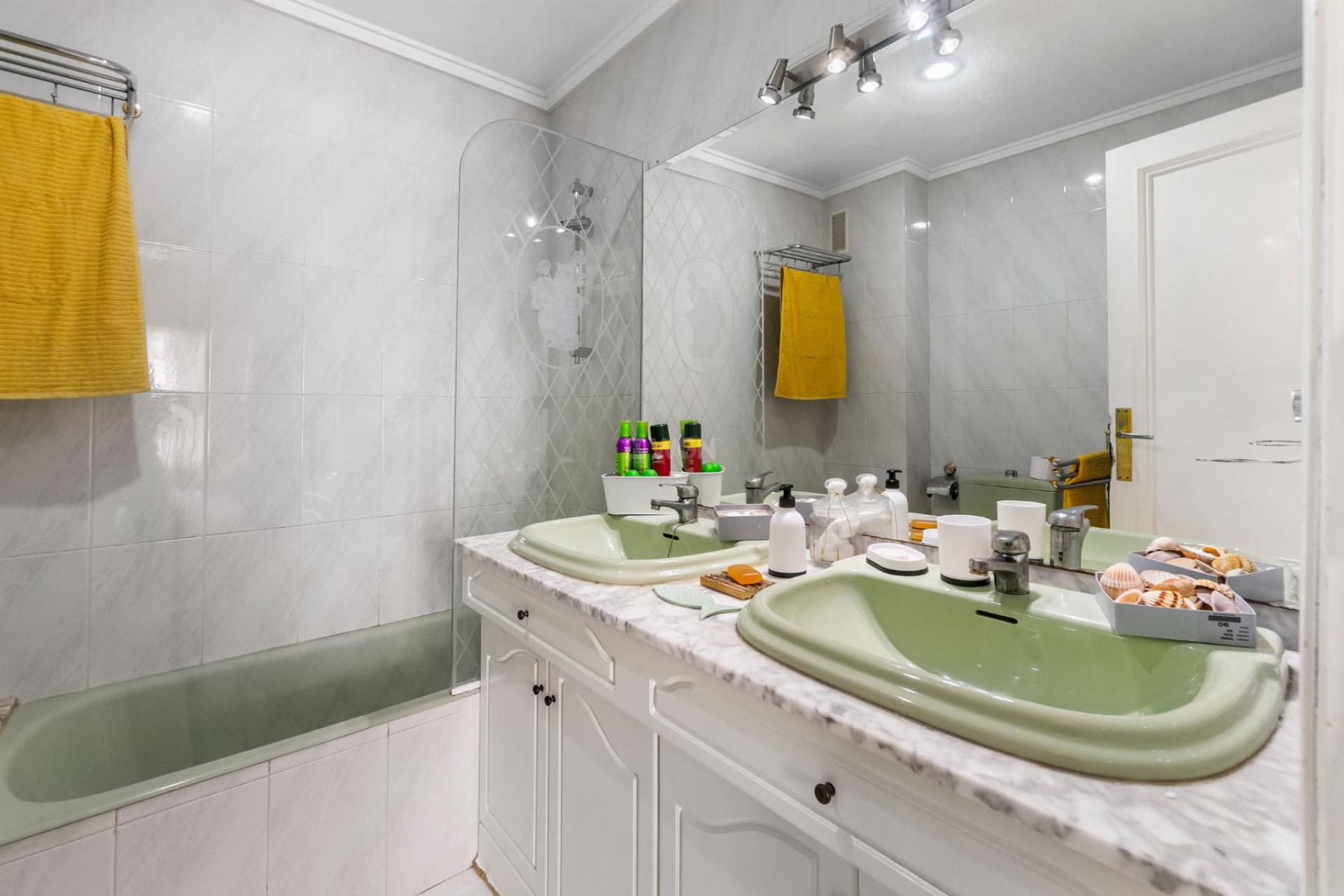 Resale - Apartment / flat - Torrevieja - Costa Blanca