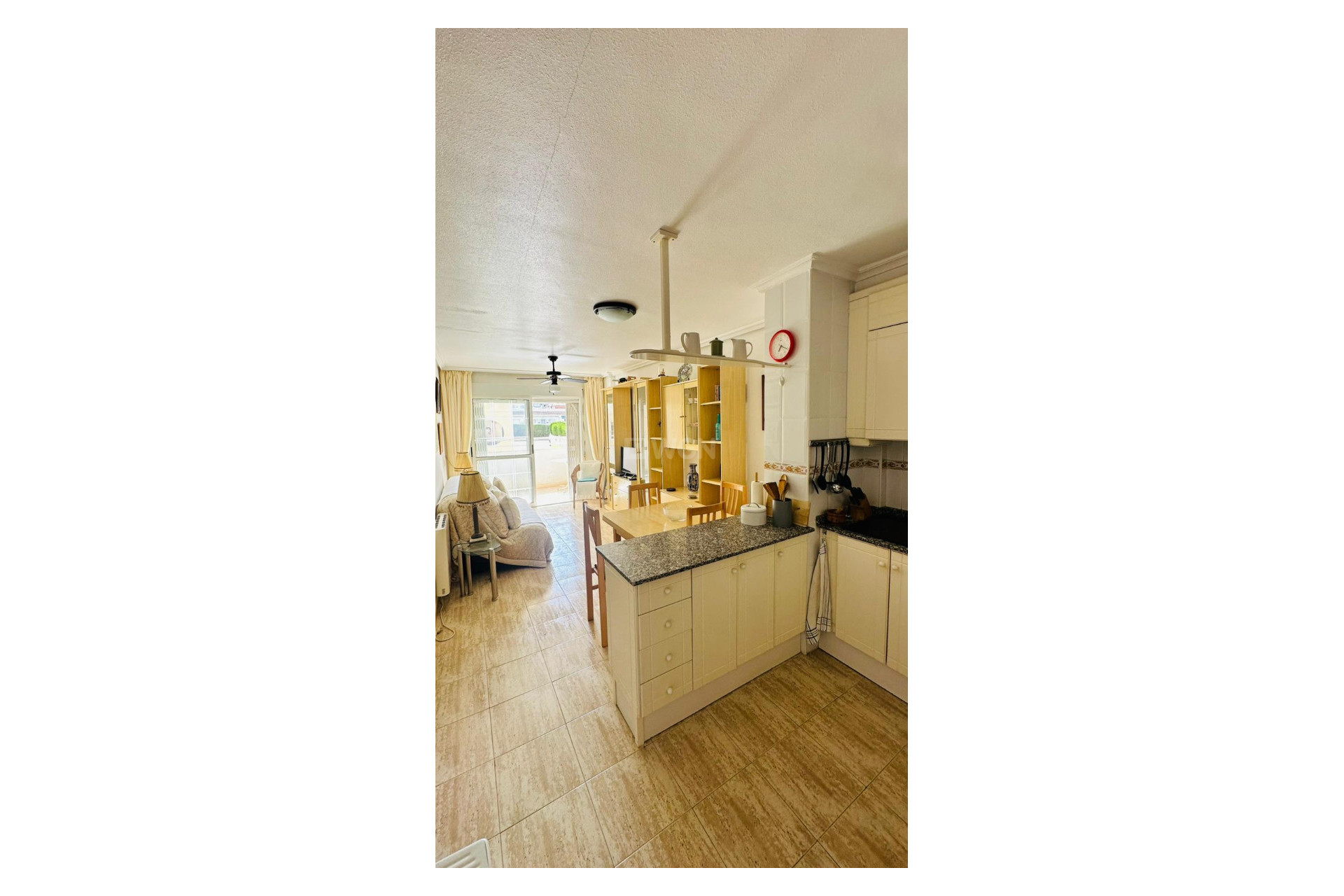 Resale - Apartment / flat - Torrevieja - Costa Blanca