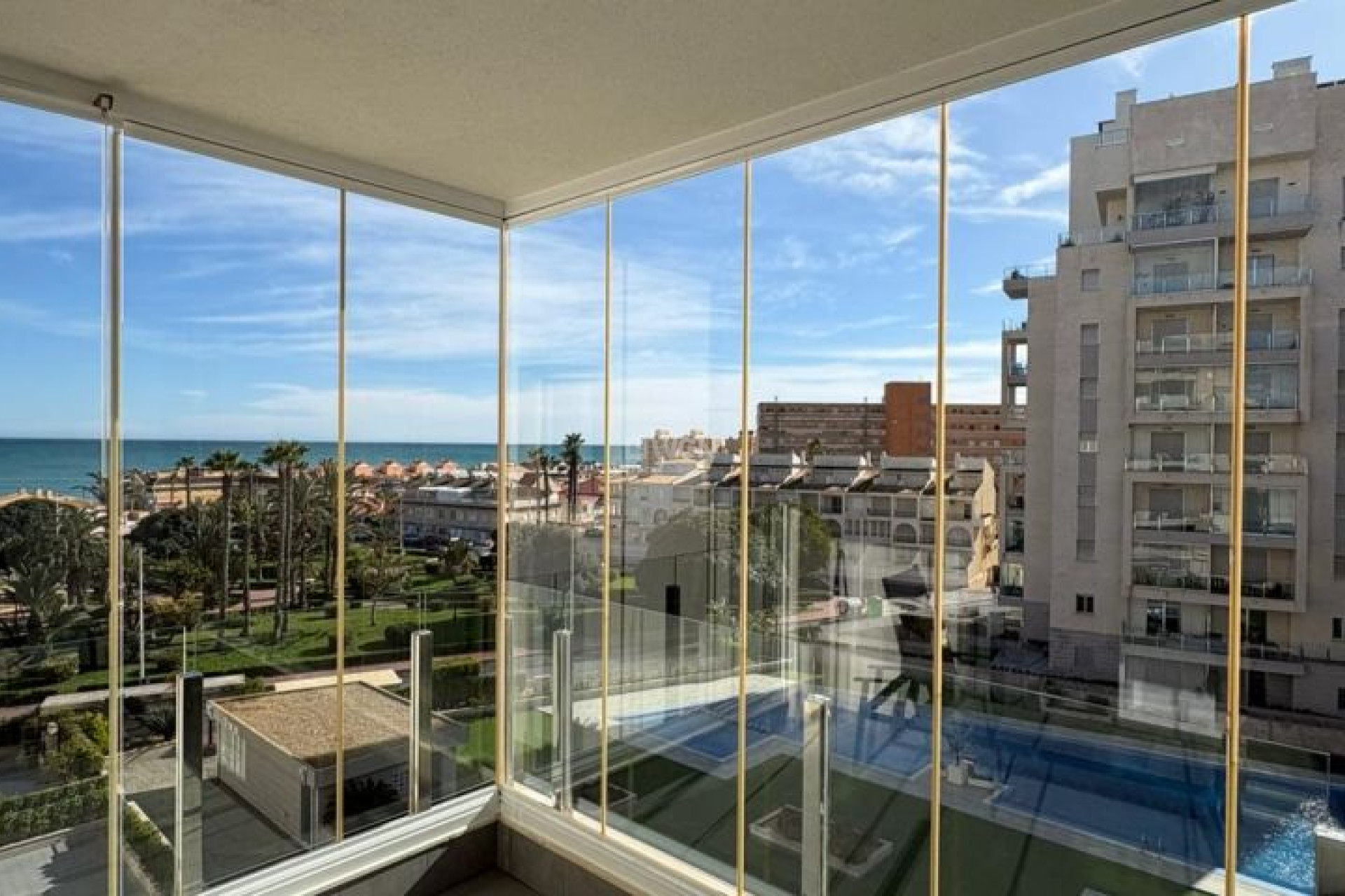 Resale - Apartment / flat - Torrevieja - Costa Blanca