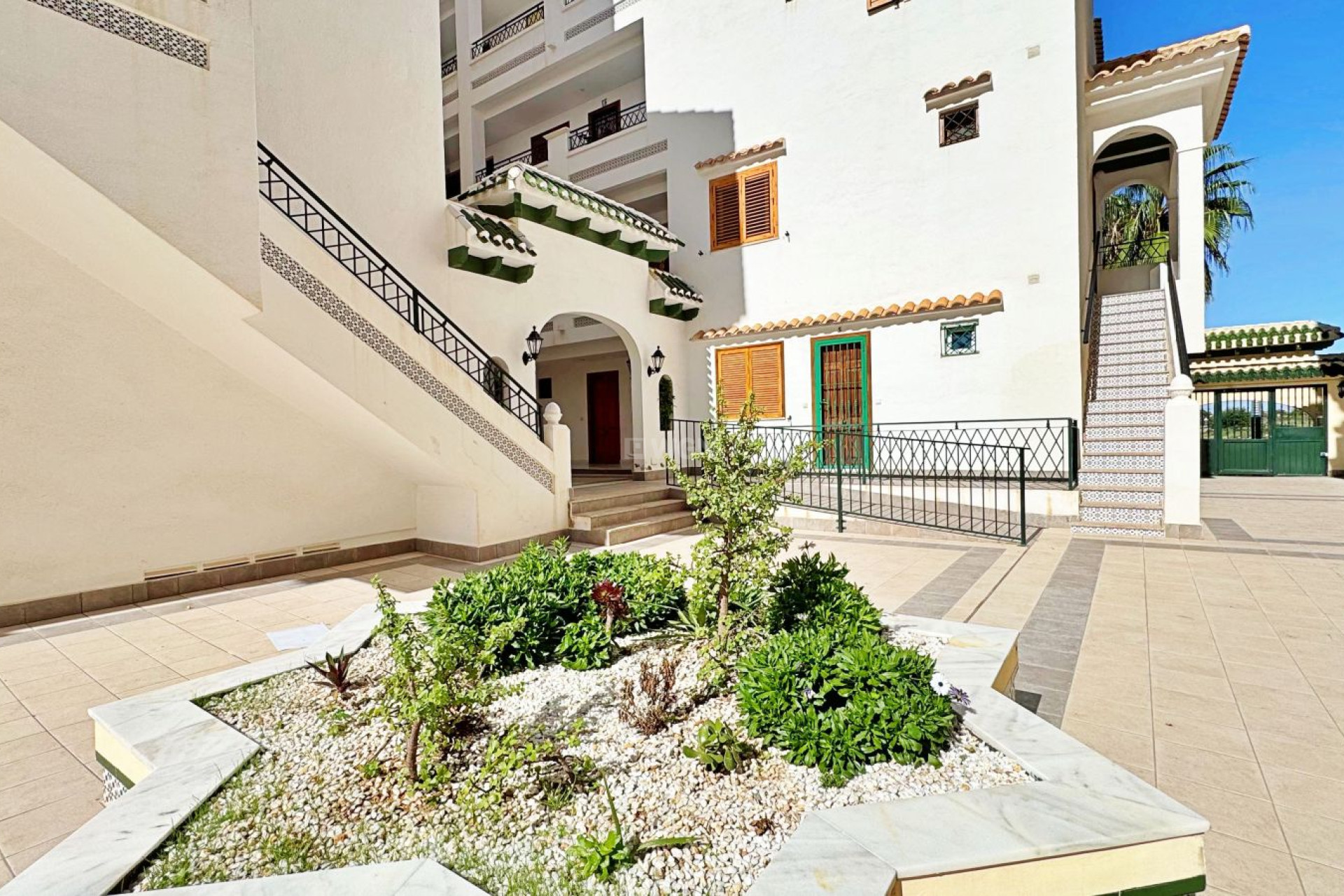 Resale - Apartment / flat - Torrevieja - Costa Blanca