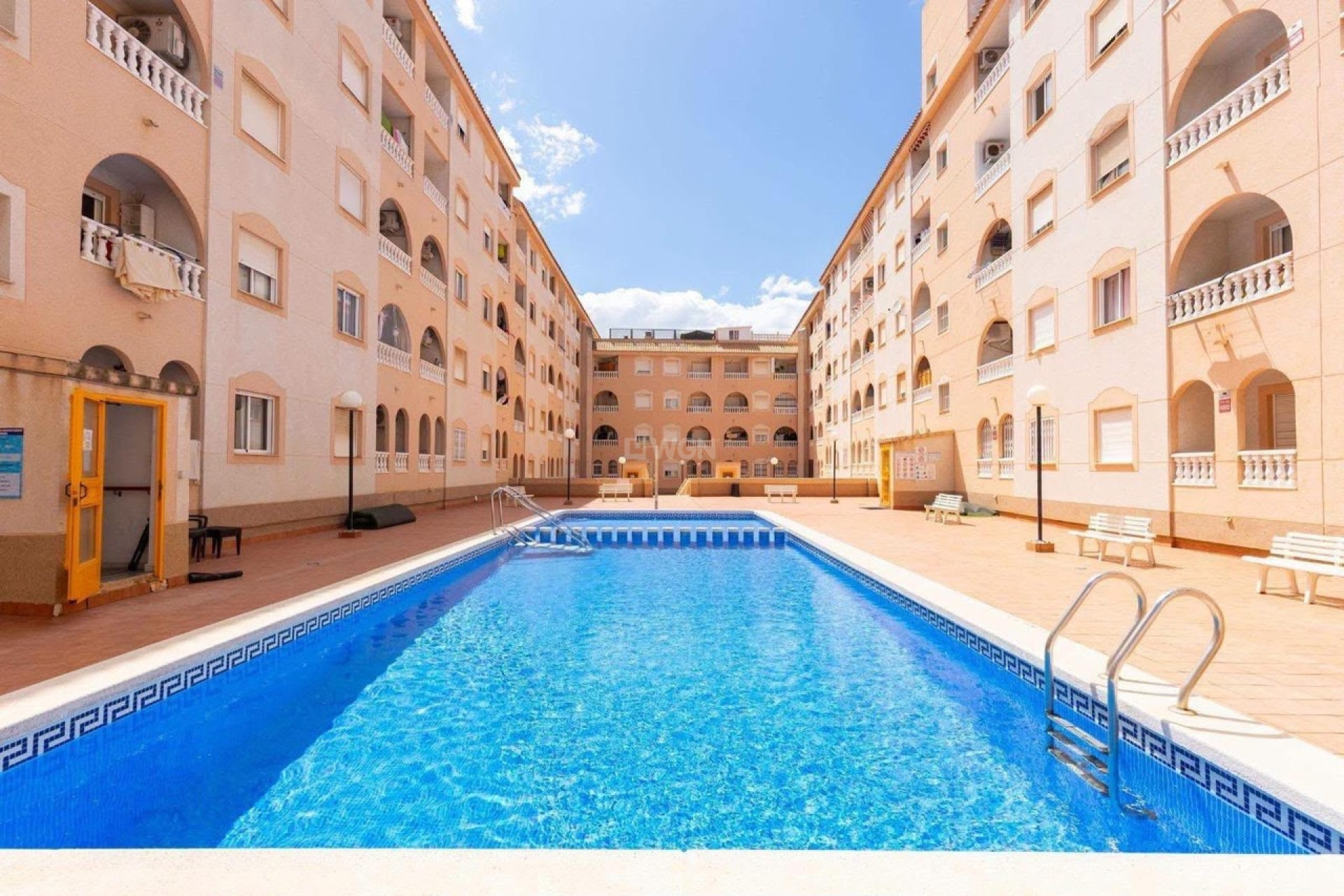 Resale - Apartment / flat - Torrevieja - Costa Blanca