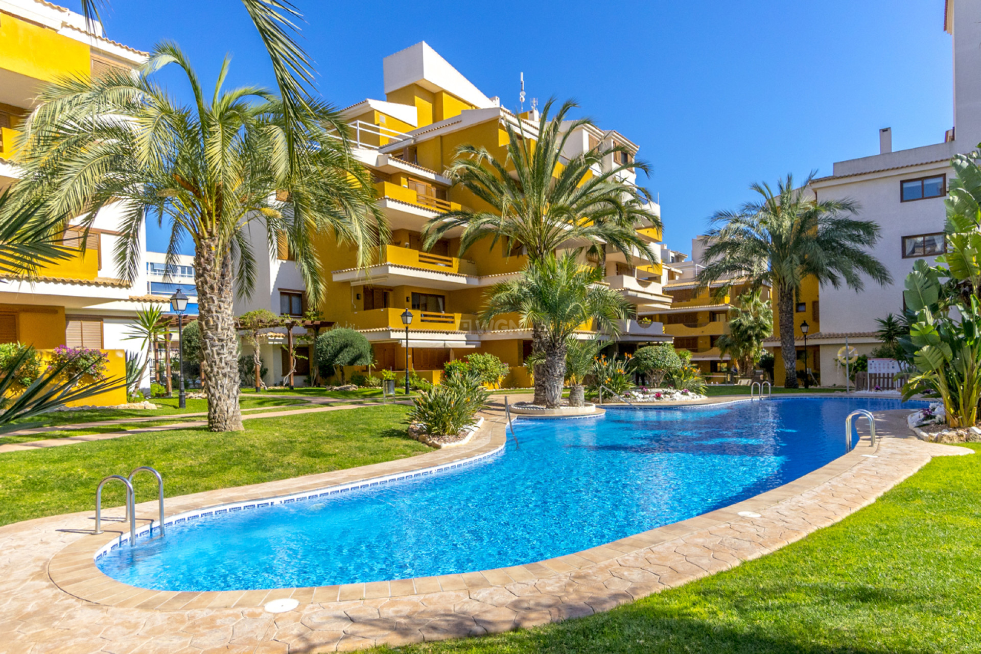 Resale - Apartment / flat - Torrevieja - Costa Blanca