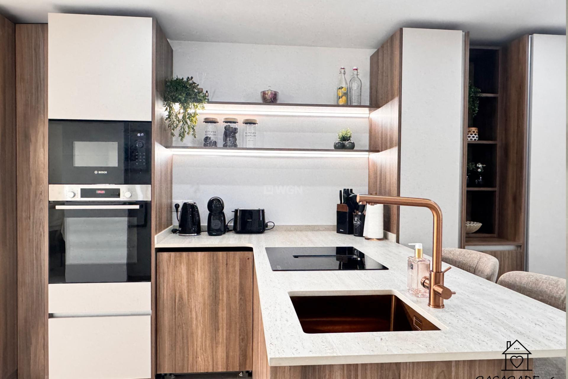 Resale - Apartment / flat - Torrevieja - El Acequión - Los Náufragos