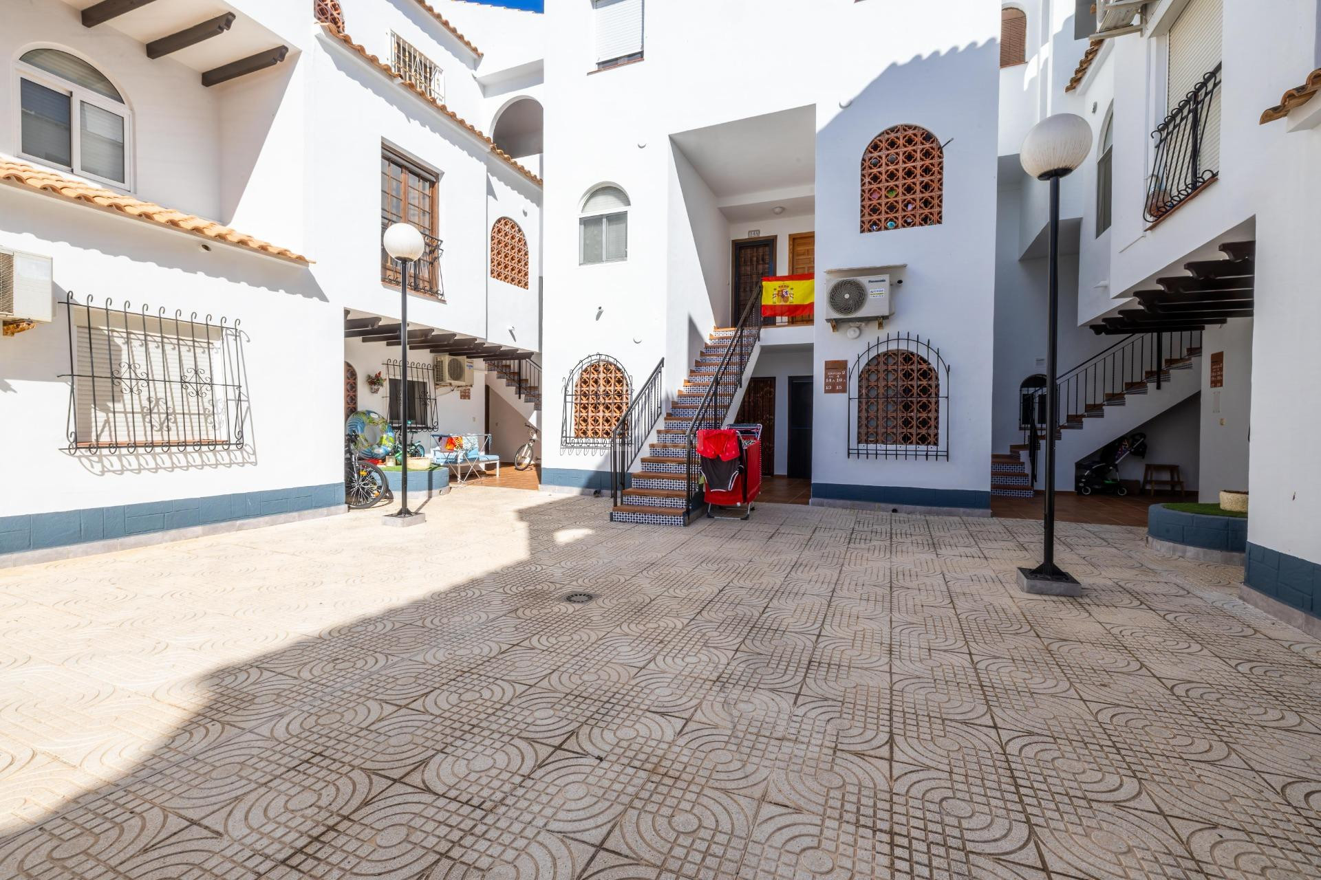 Resale - Apartment / flat - Torrevieja - El Acequión - Los Náufragos