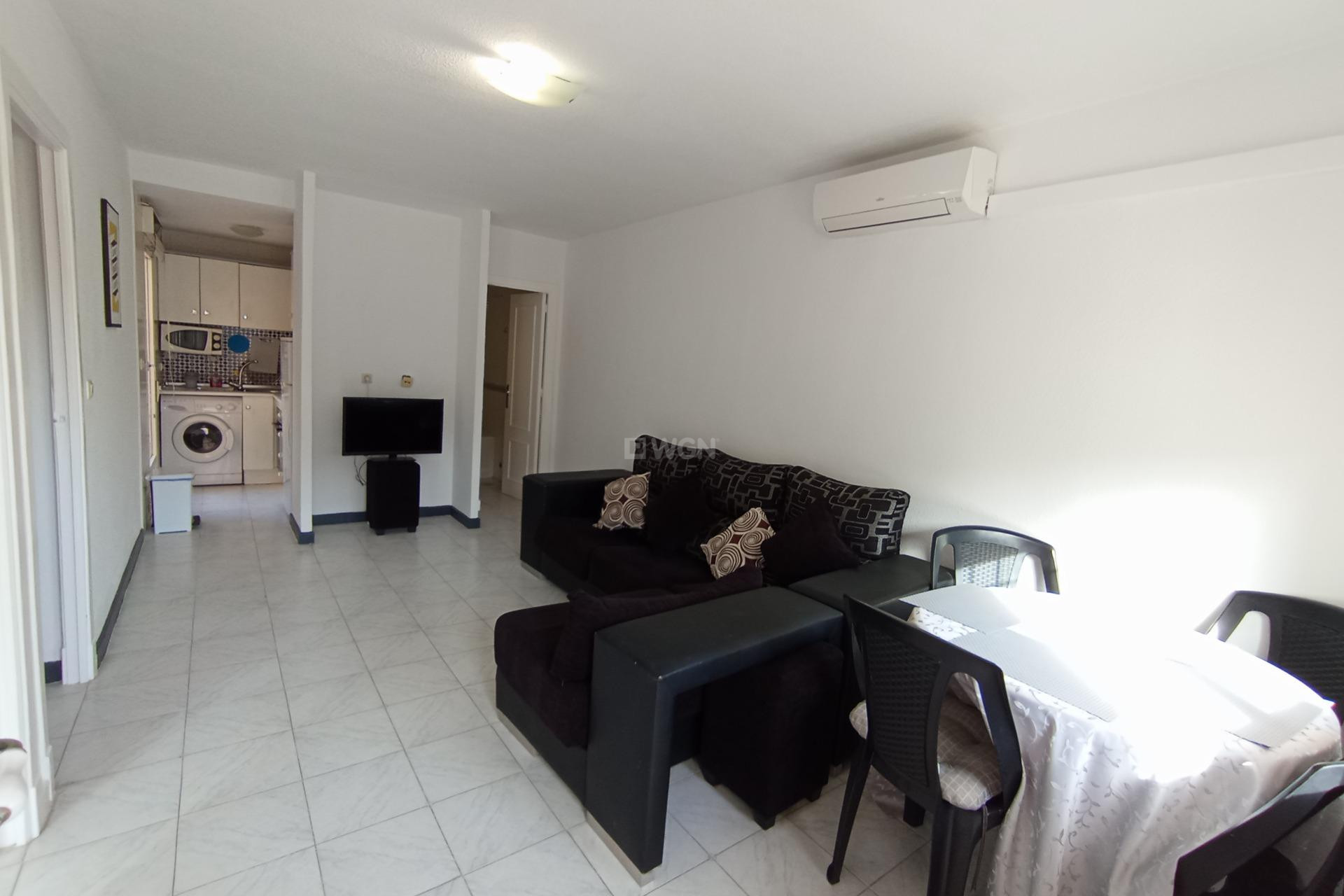 Resale - Apartment / flat - Torrevieja - El Limonar