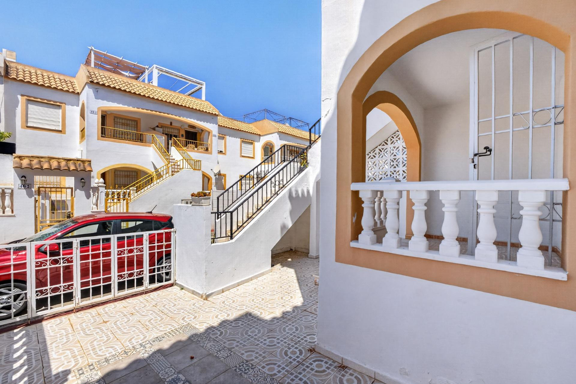 Resale - Apartment / flat - Torrevieja - El Limonar