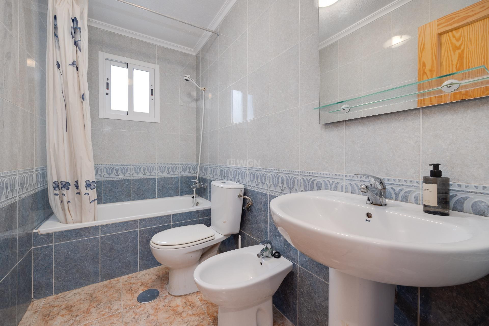 Resale - Apartment / flat - Torrevieja - El Molino