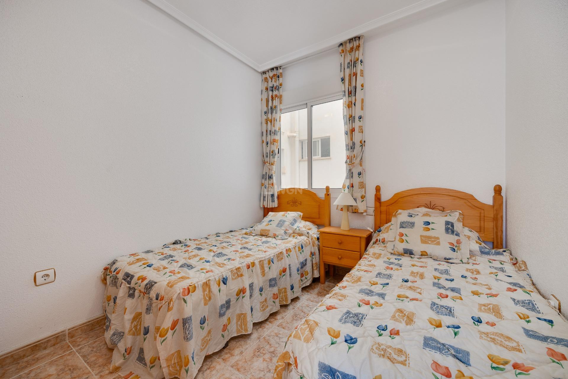 Resale - Apartment / flat - Torrevieja - El Molino