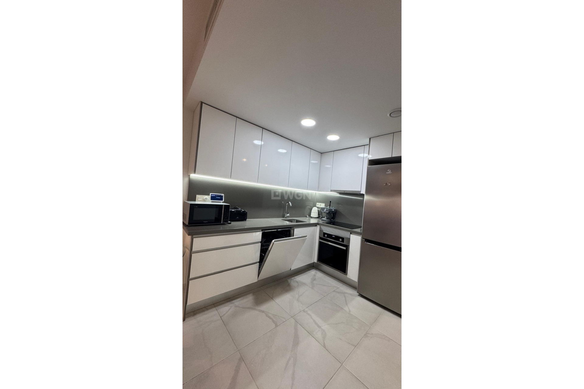 Resale - Apartment / flat - Torrevieja - Estacion De Autobuses