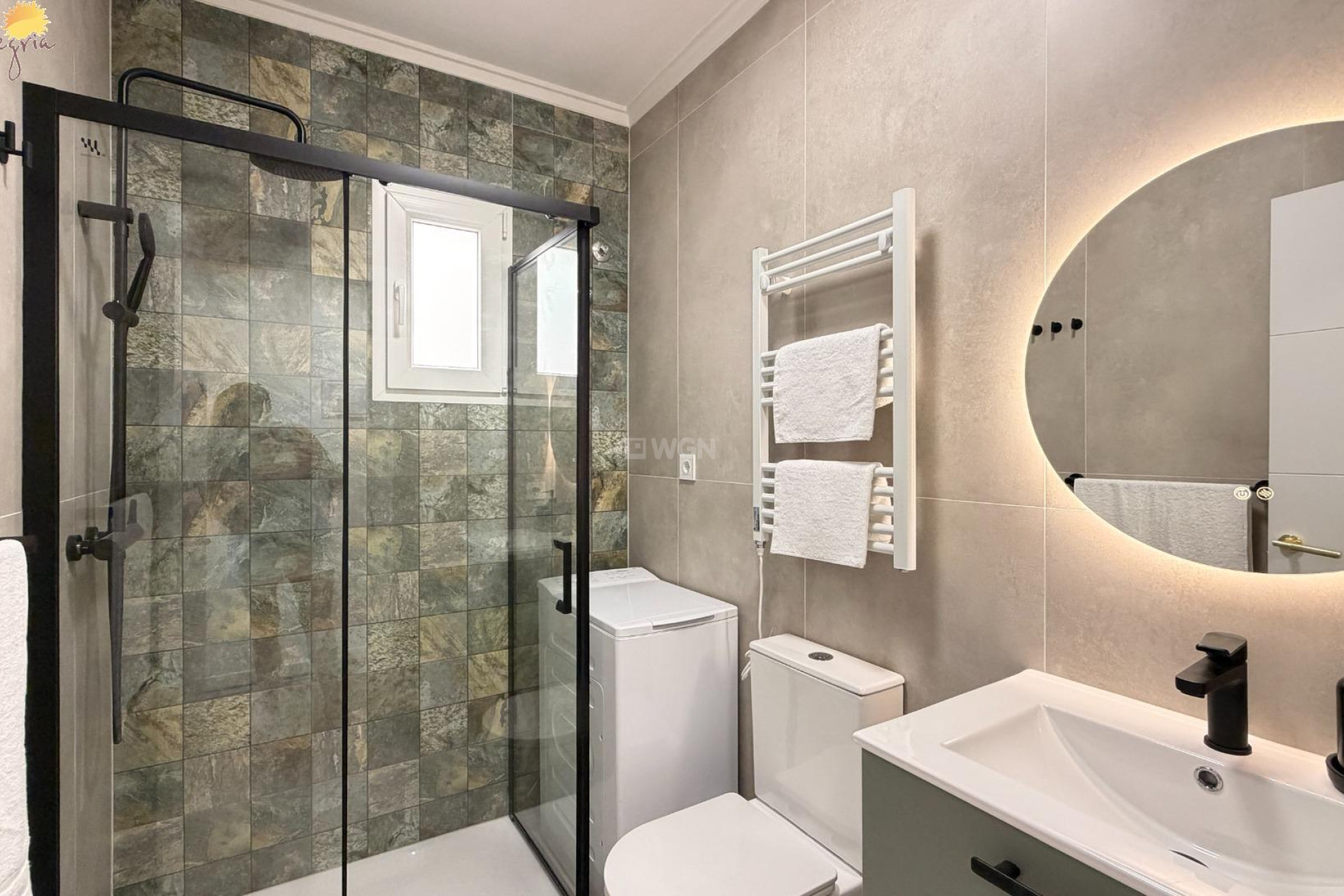 Resale - Apartment / flat - Torrevieja - Estacion De Autobuses