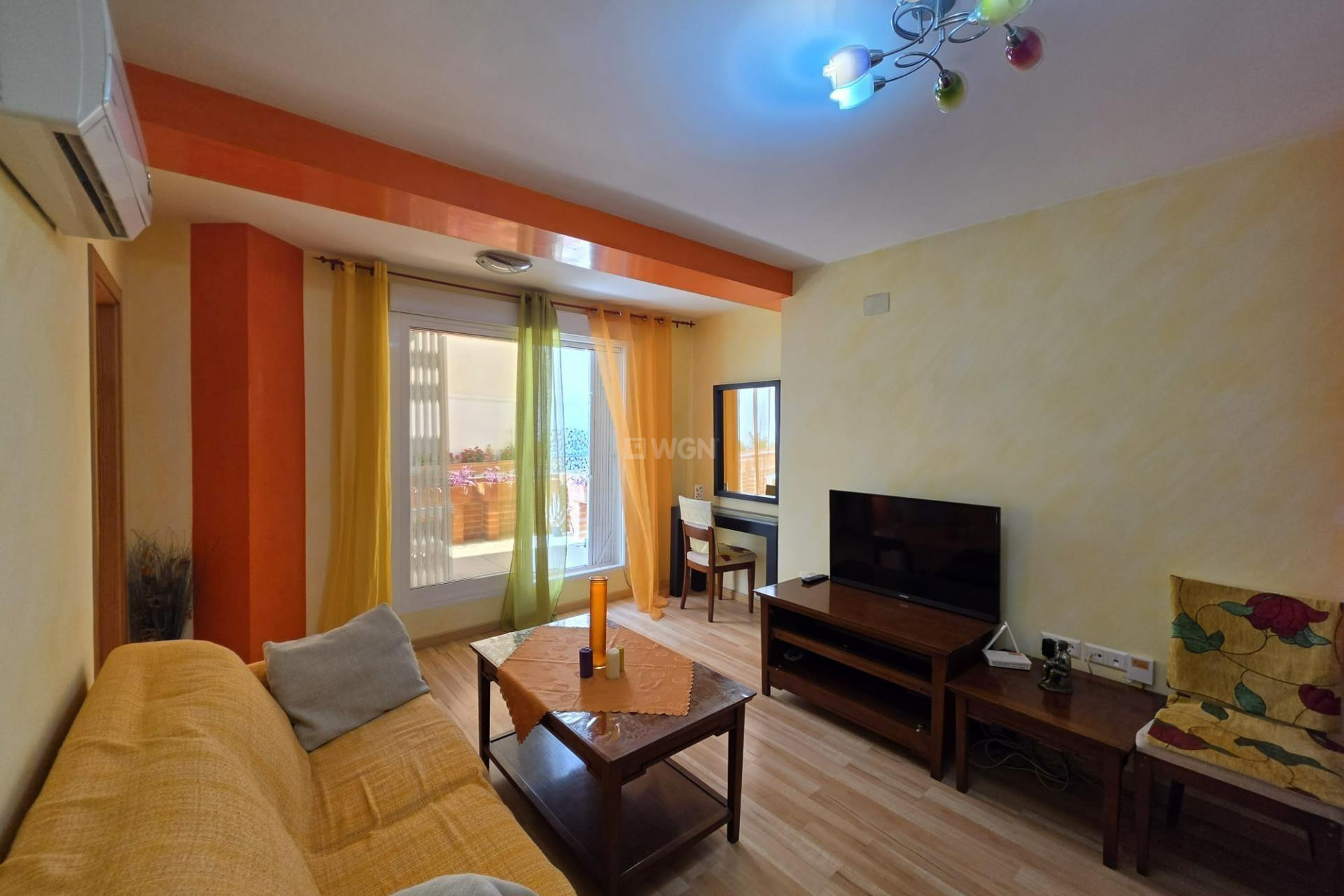 Resale - Apartment / flat - Torrevieja - Estacion De Autobuses
