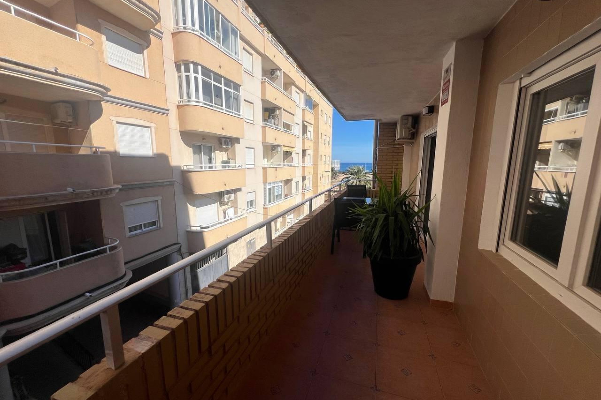 Resale - Apartment / flat - Torrevieja - Estacion De Autobuses