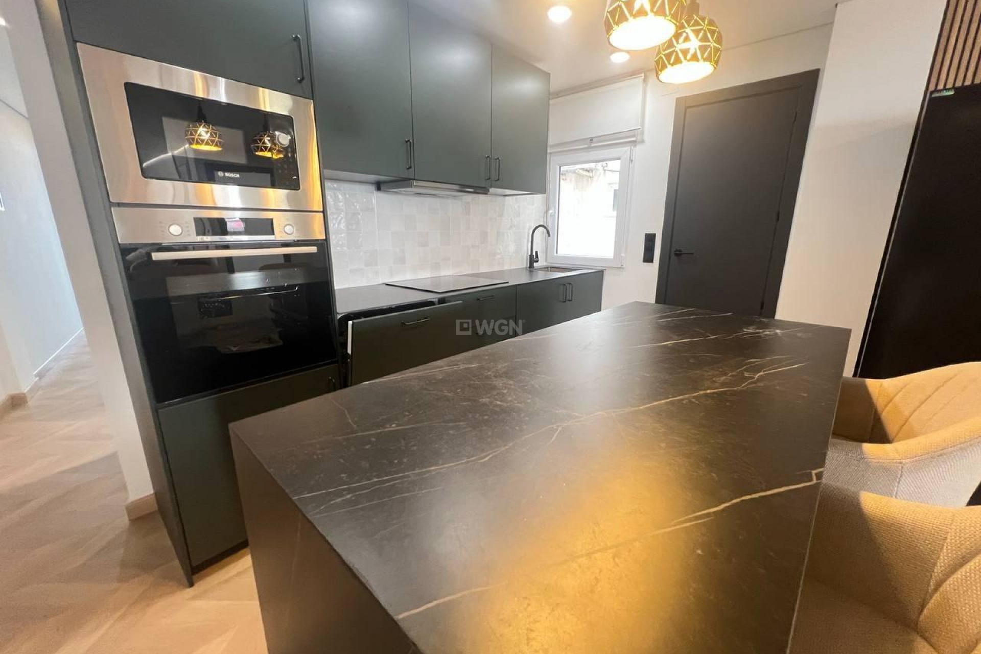 Resale - Apartment / flat - Torrevieja - Estacion De Autobuses
