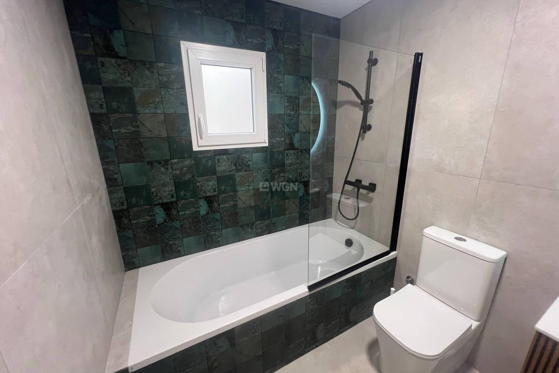 Resale - Apartment / flat - Torrevieja - Estacion De Autobuses