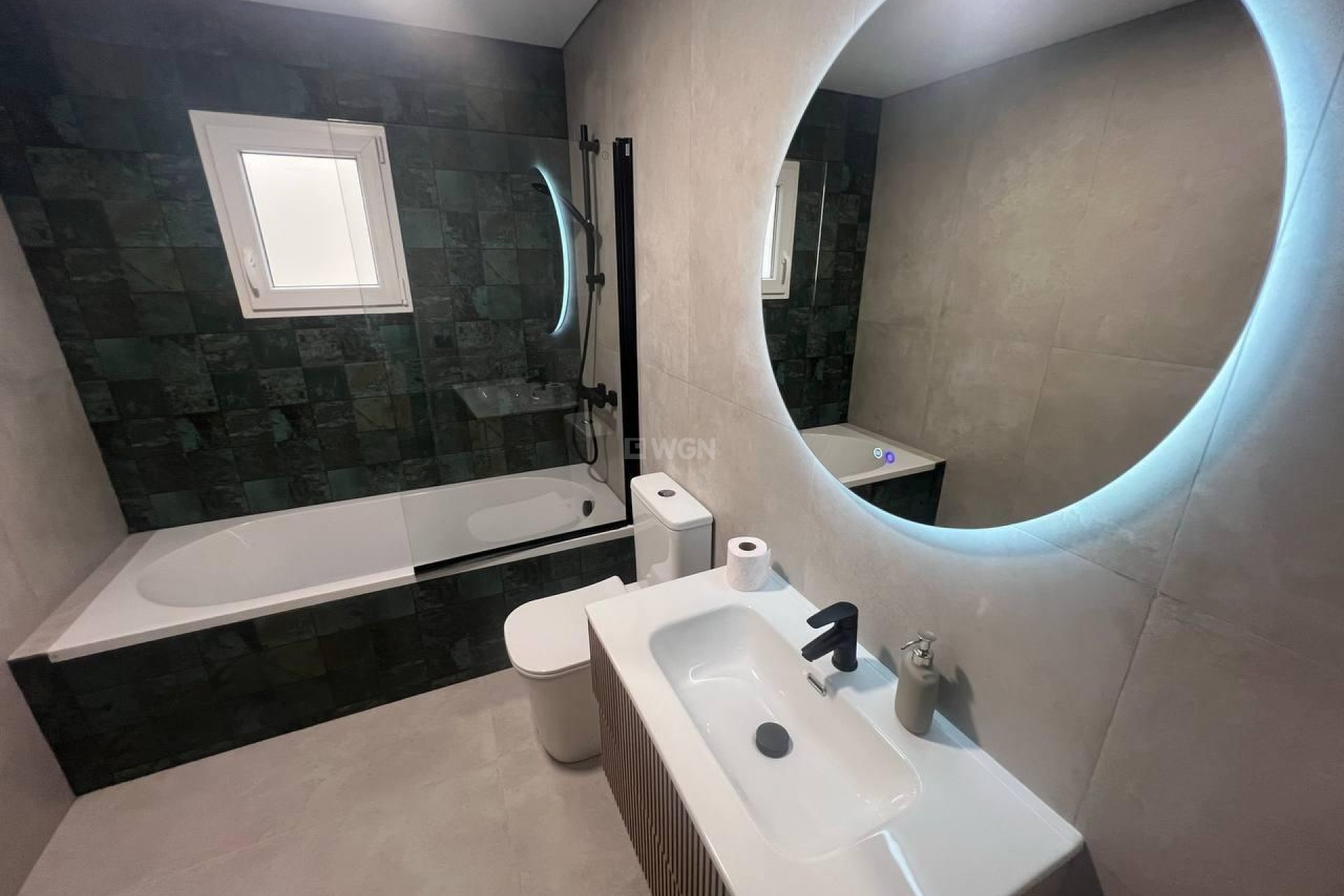 Resale - Apartment / flat - Torrevieja - Estacion De Autobuses
