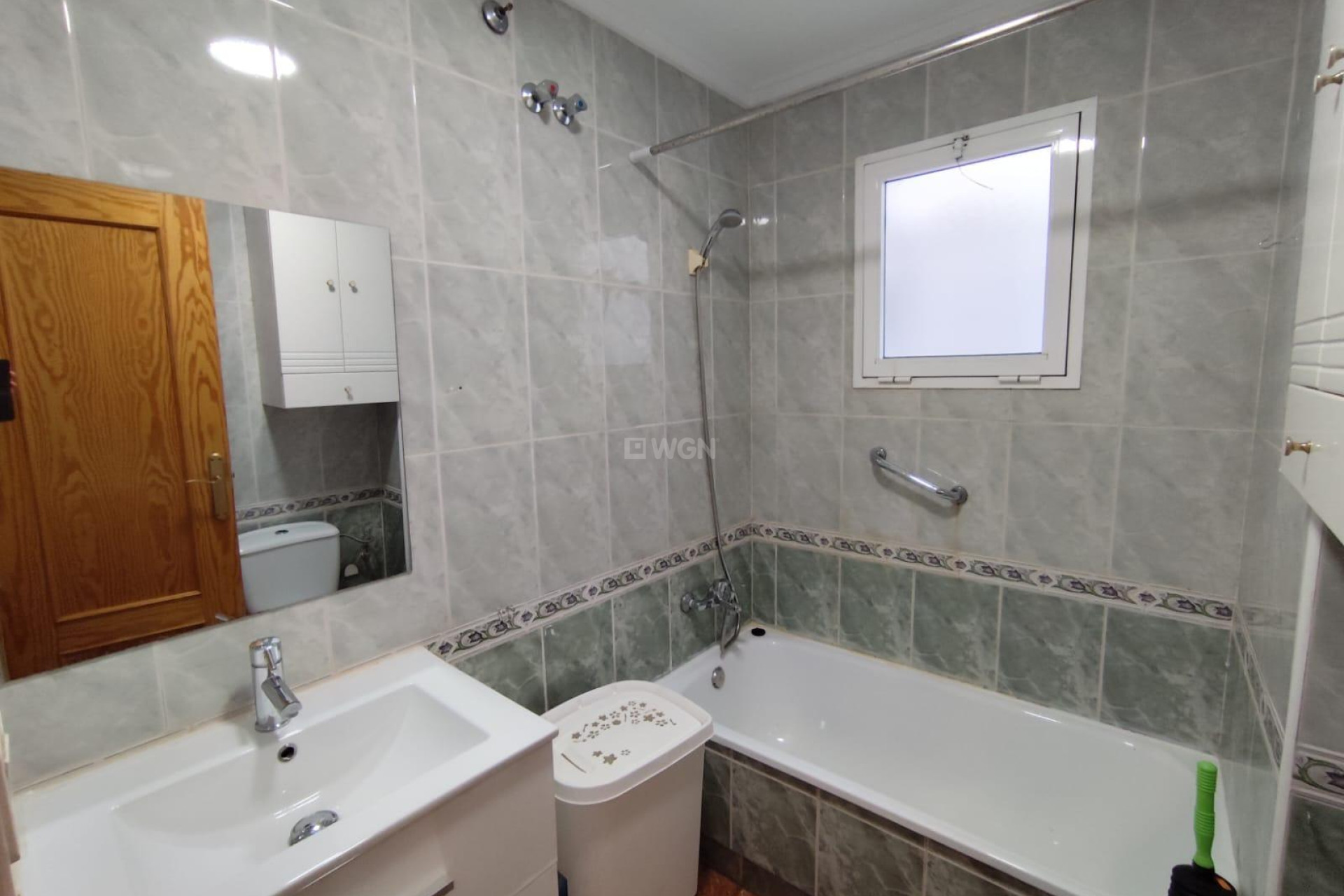 Resale - Apartment / flat - Torrevieja - Estacion De Autobuses