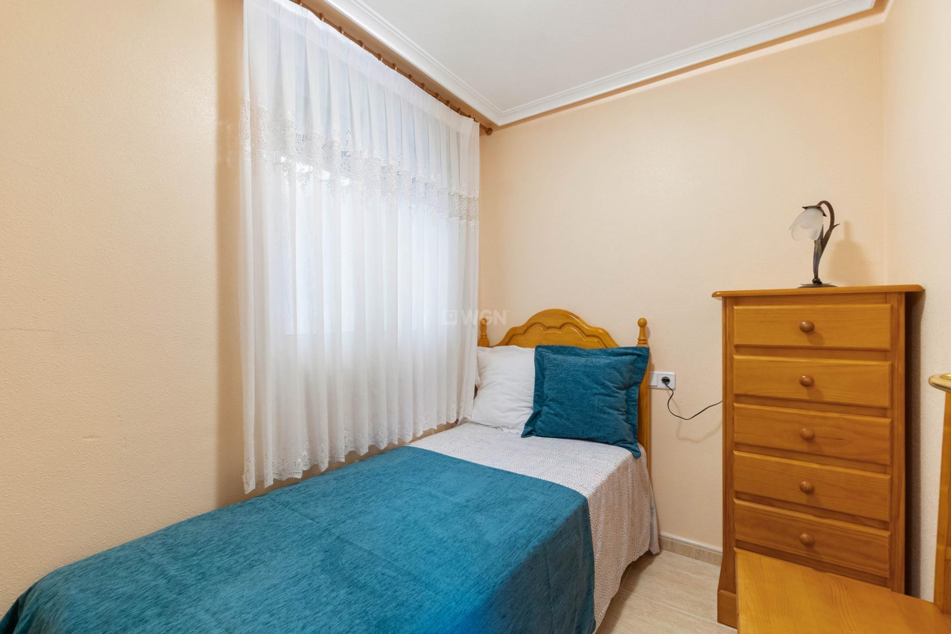 Resale - Apartment / flat - Torrevieja - Estacion De Autobuses