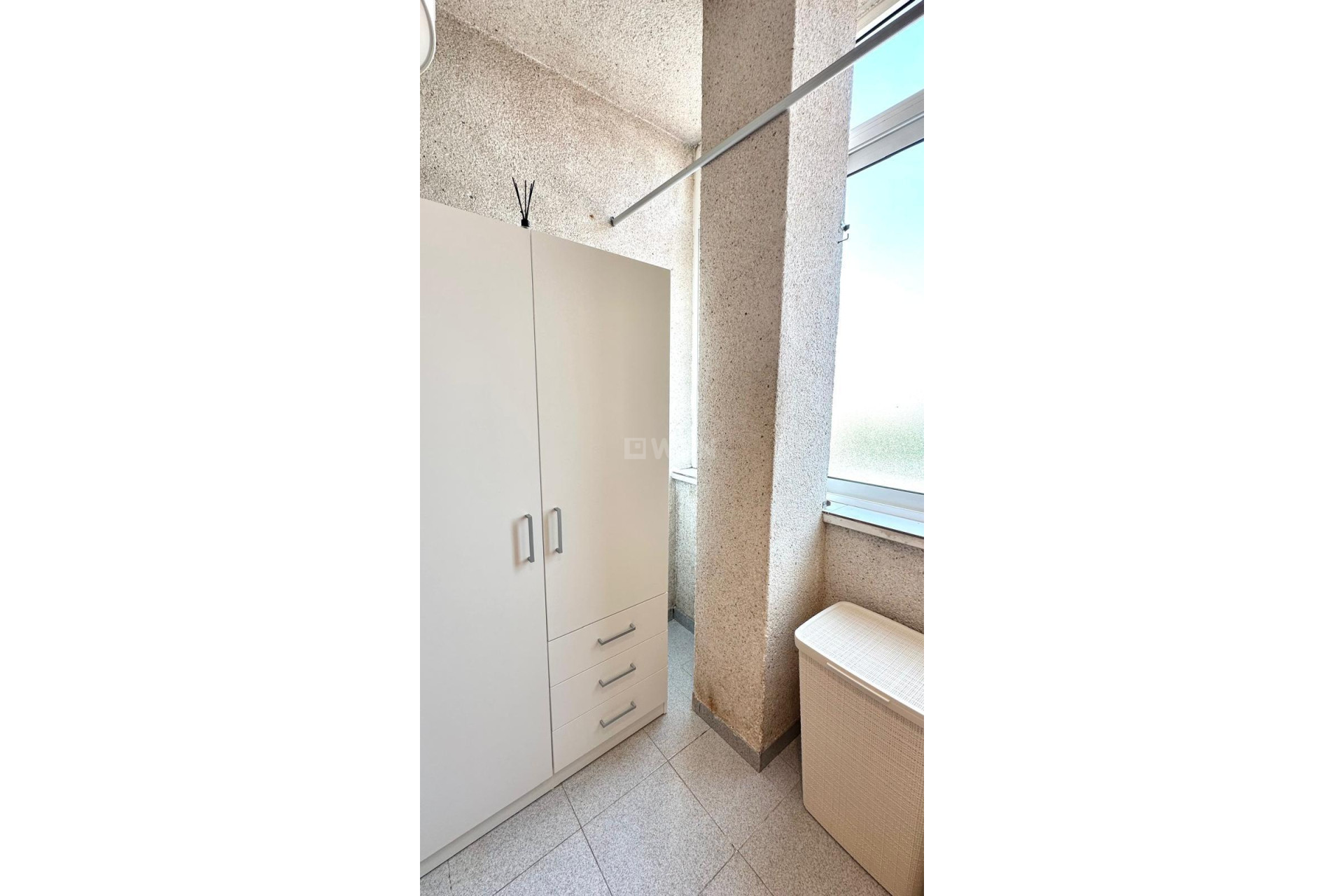 Resale - Apartment / flat - Torrevieja - Estacion De Autobuses