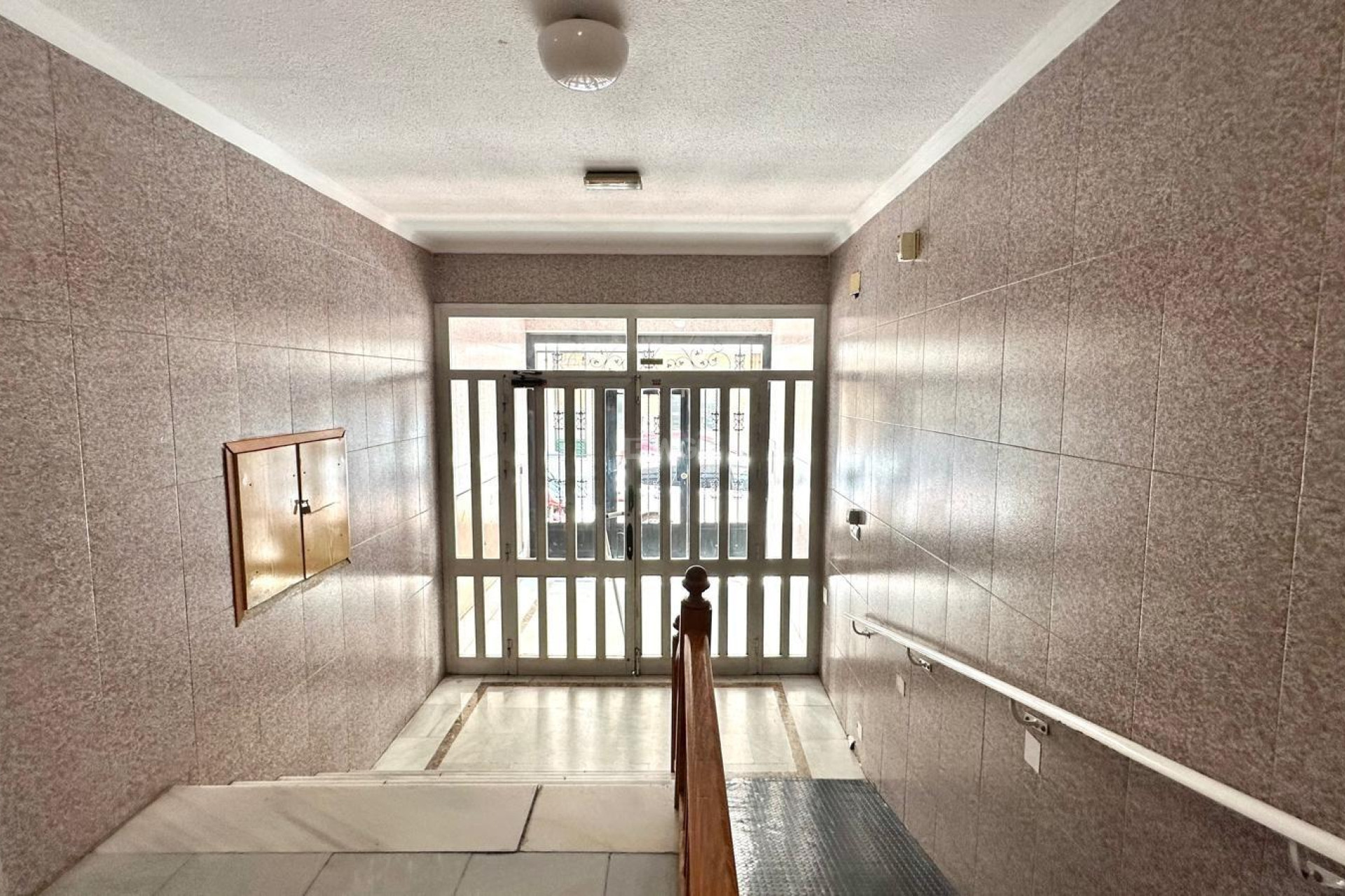 Resale - Apartment / flat - Torrevieja - Estacion De Autobuses