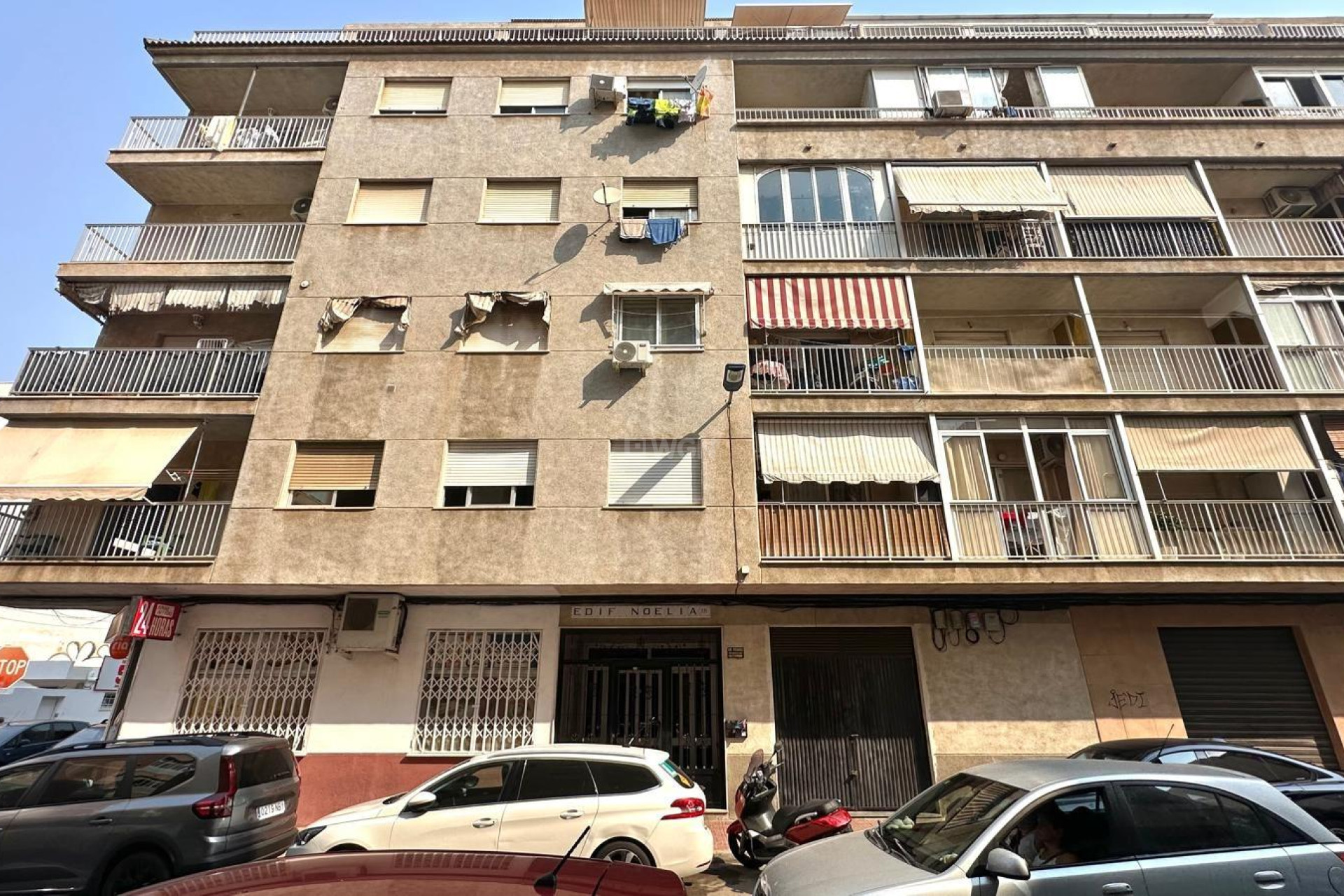 Resale - Apartment / flat - Torrevieja - Estacion De Autobuses