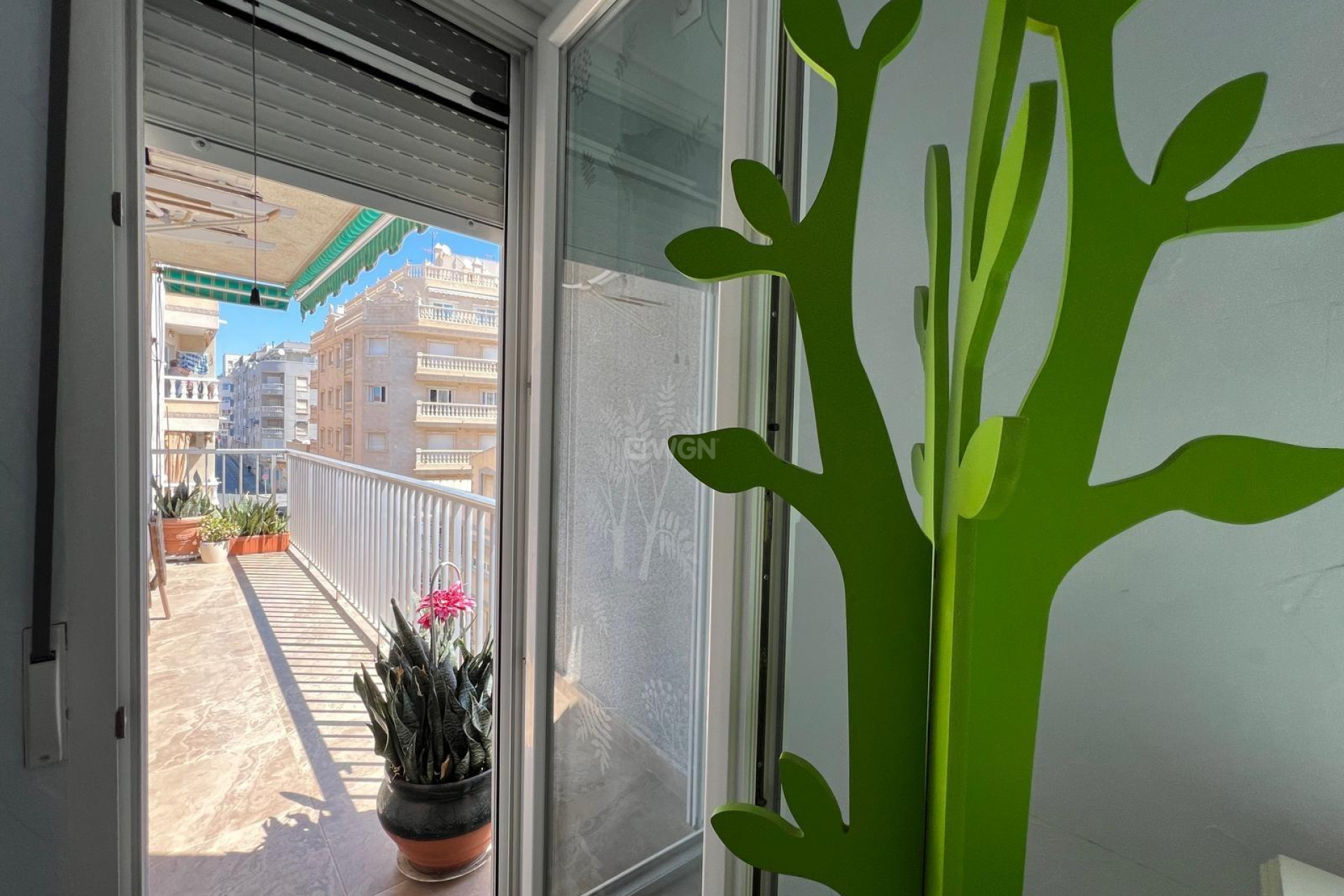 Resale - Apartment / flat - Torrevieja - Estacion De Autobuses