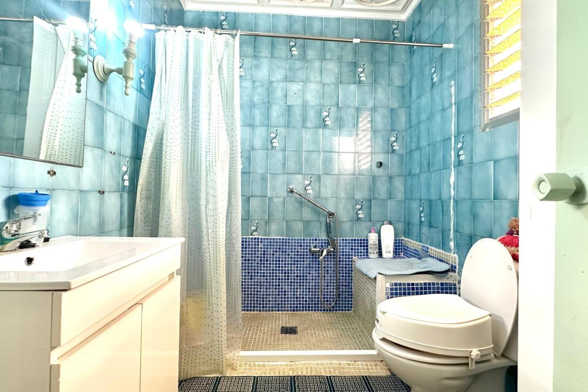 Resale - Apartment / flat - Torrevieja - Estacion De Autobuses