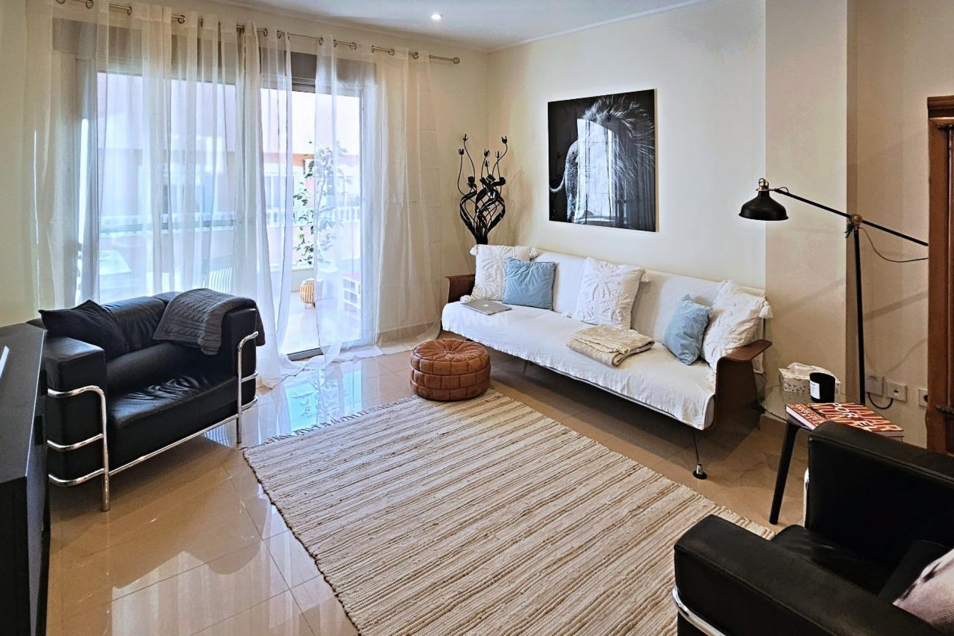 Resale - Apartment / flat - Torrevieja - Estacion De Autobuses