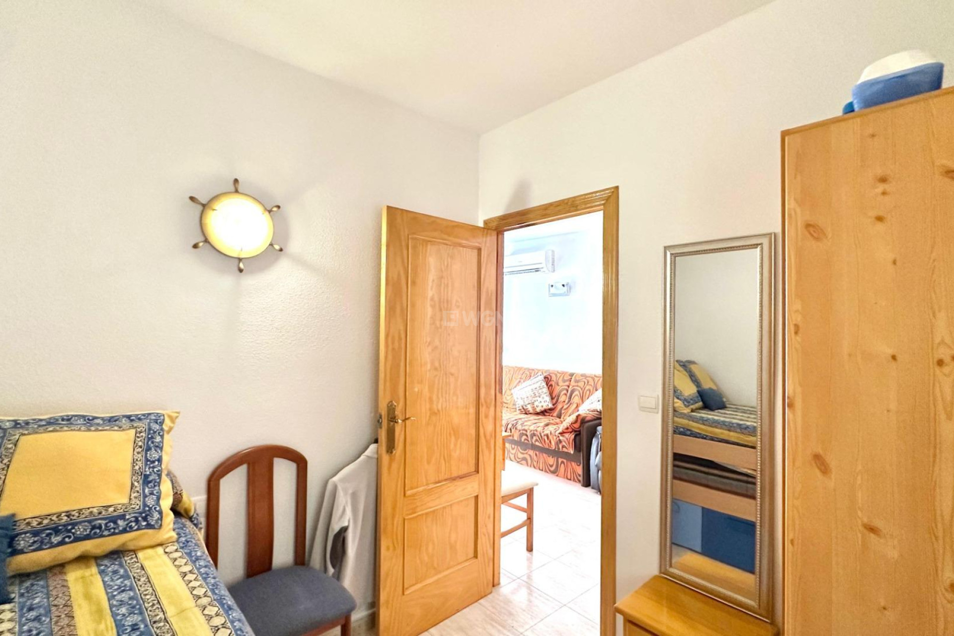 Resale - Apartment / flat - Torrevieja - Estacion De Autobuses