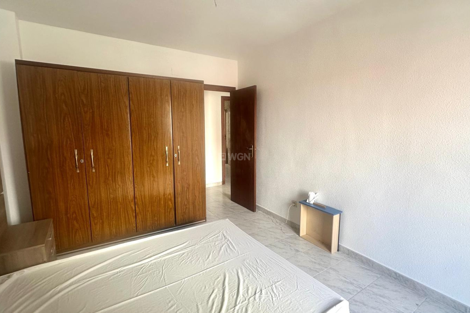 Resale - Apartment / flat - Torrevieja - Estacion De Autobuses