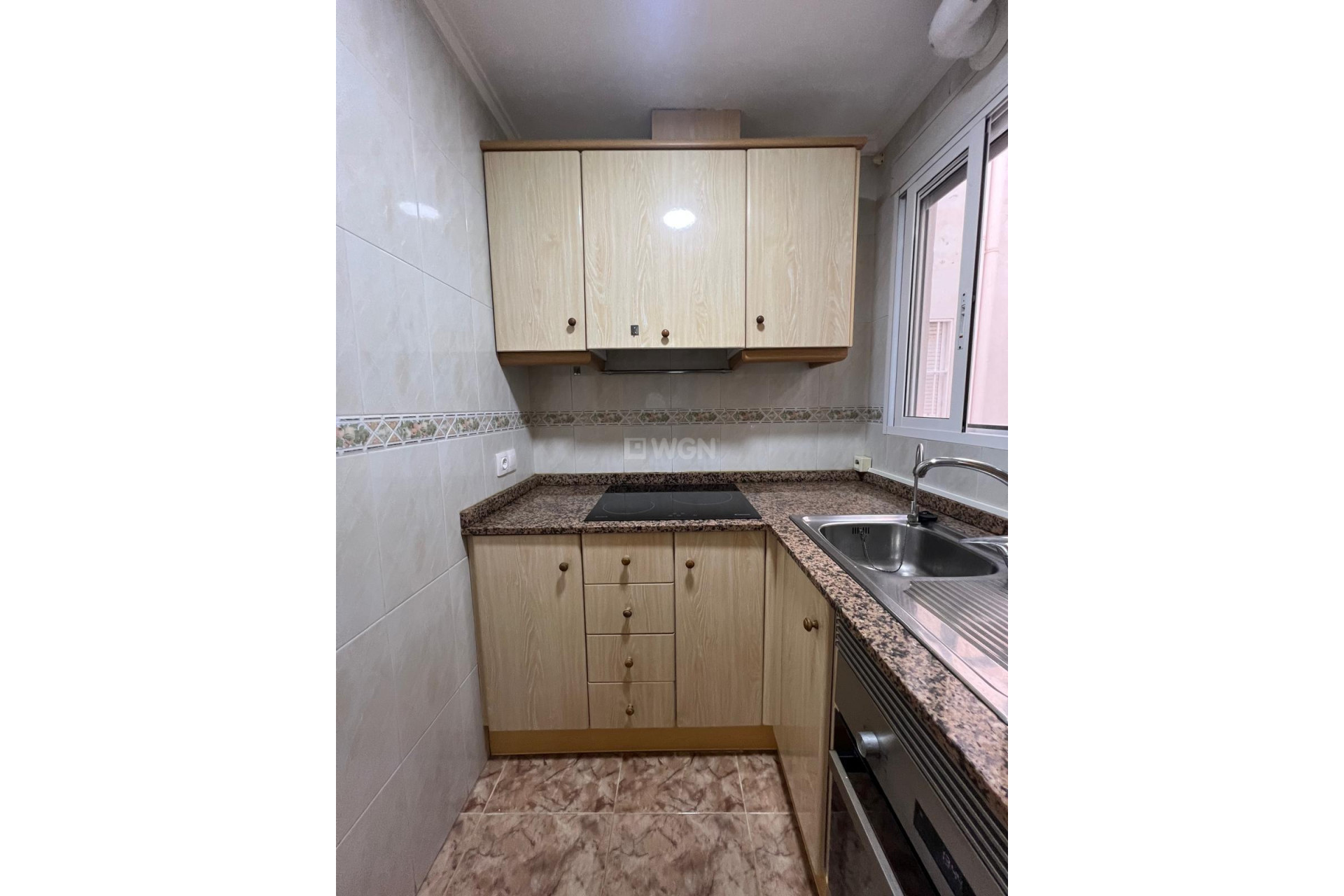 Resale - Apartment / flat - Torrevieja - Estacion De Autobuses