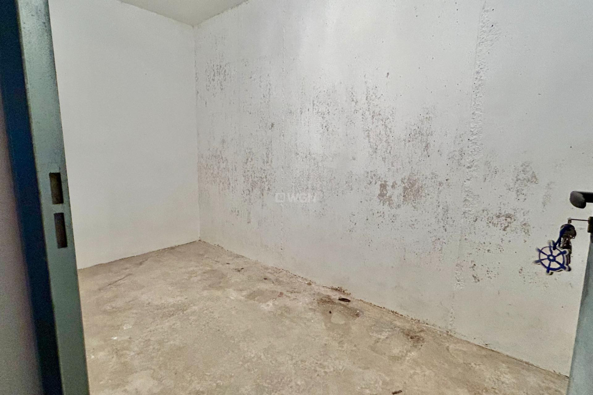 Resale - Apartment / flat - Torrevieja - Estacion De Autobuses