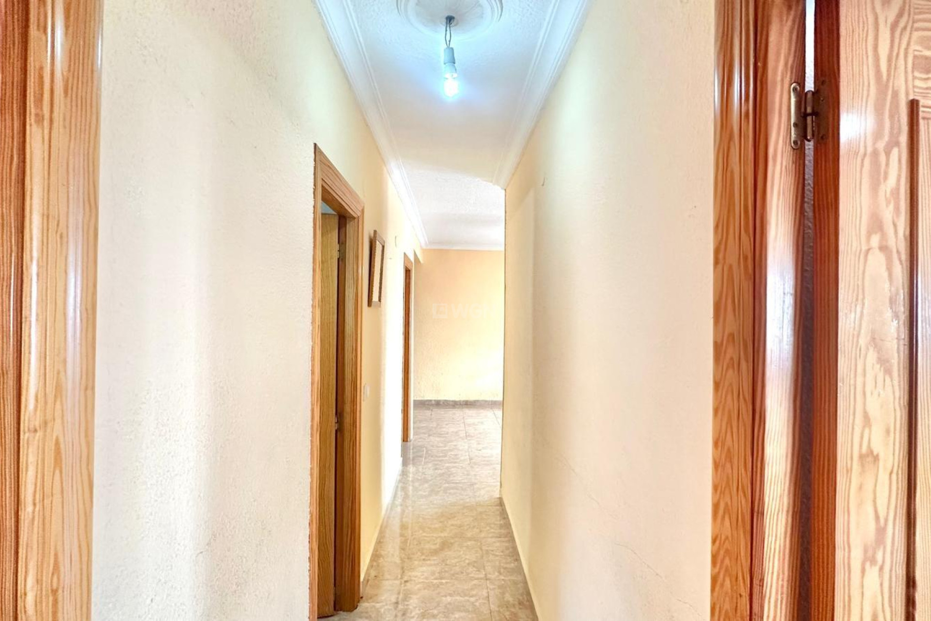 Resale - Apartment / flat - Torrevieja - Estacion De Autobuses