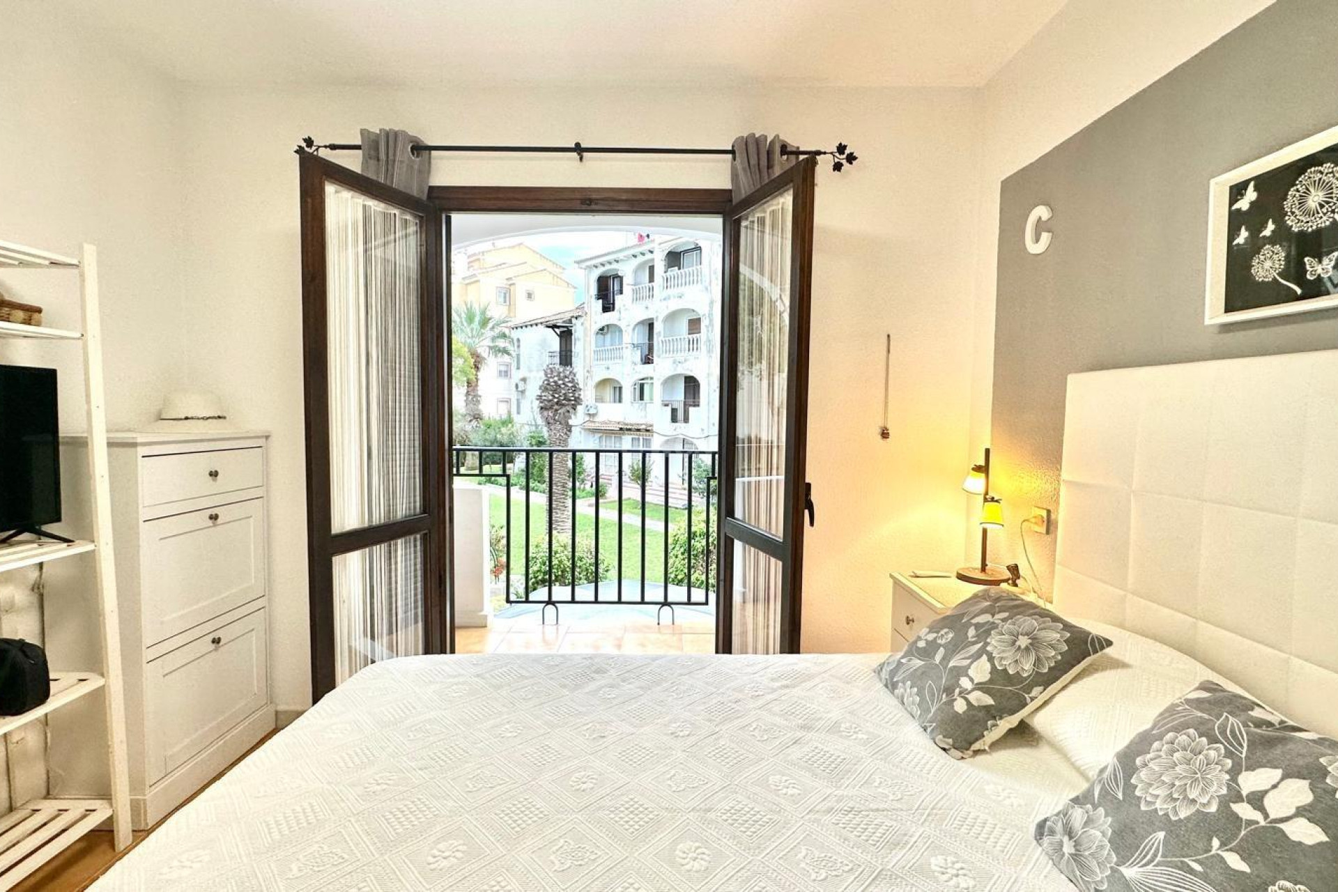 Resale - Apartment / flat - Torrevieja - Estacion De Autobuses