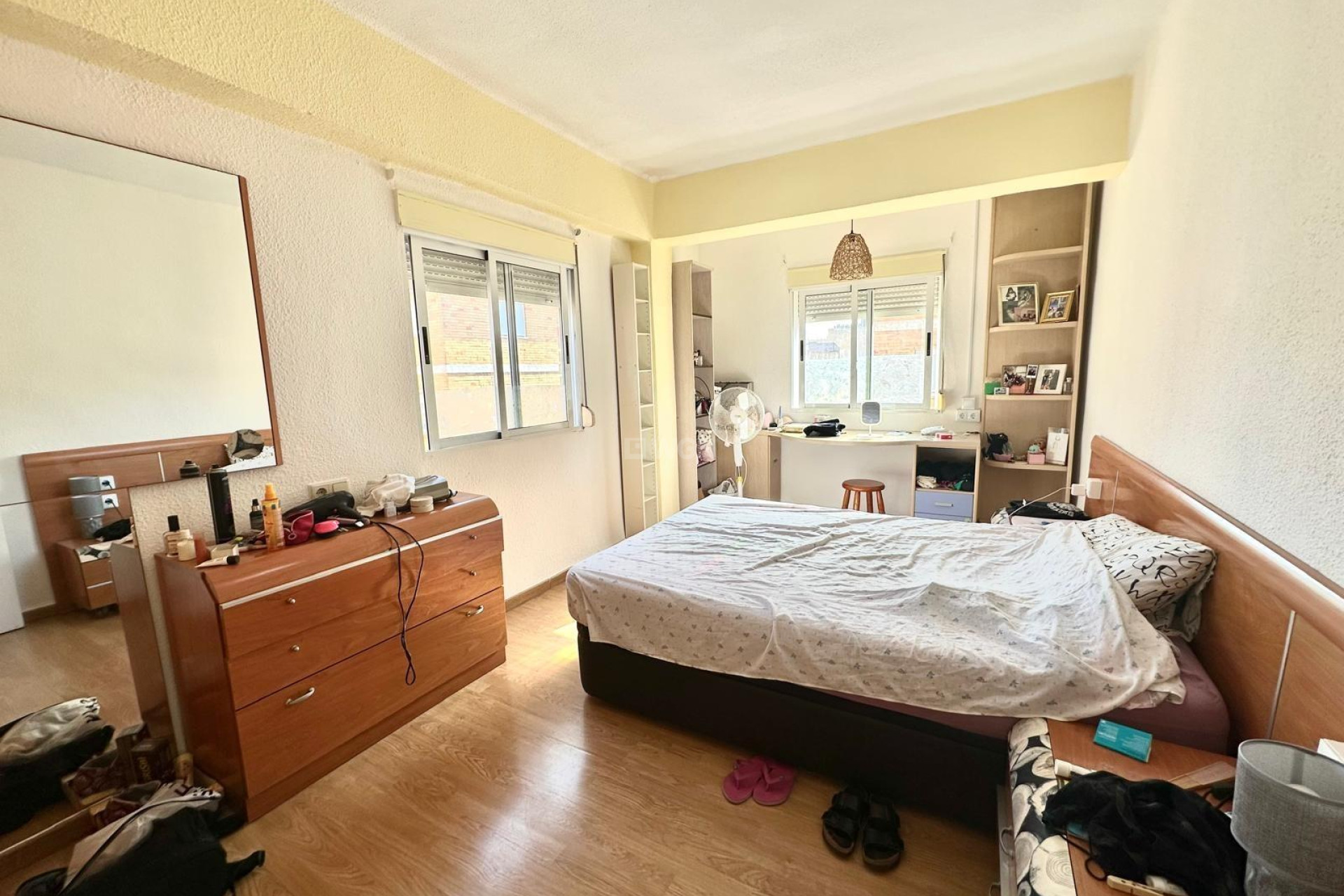 Resale - Apartment / flat - Torrevieja - Estacion De Autobuses