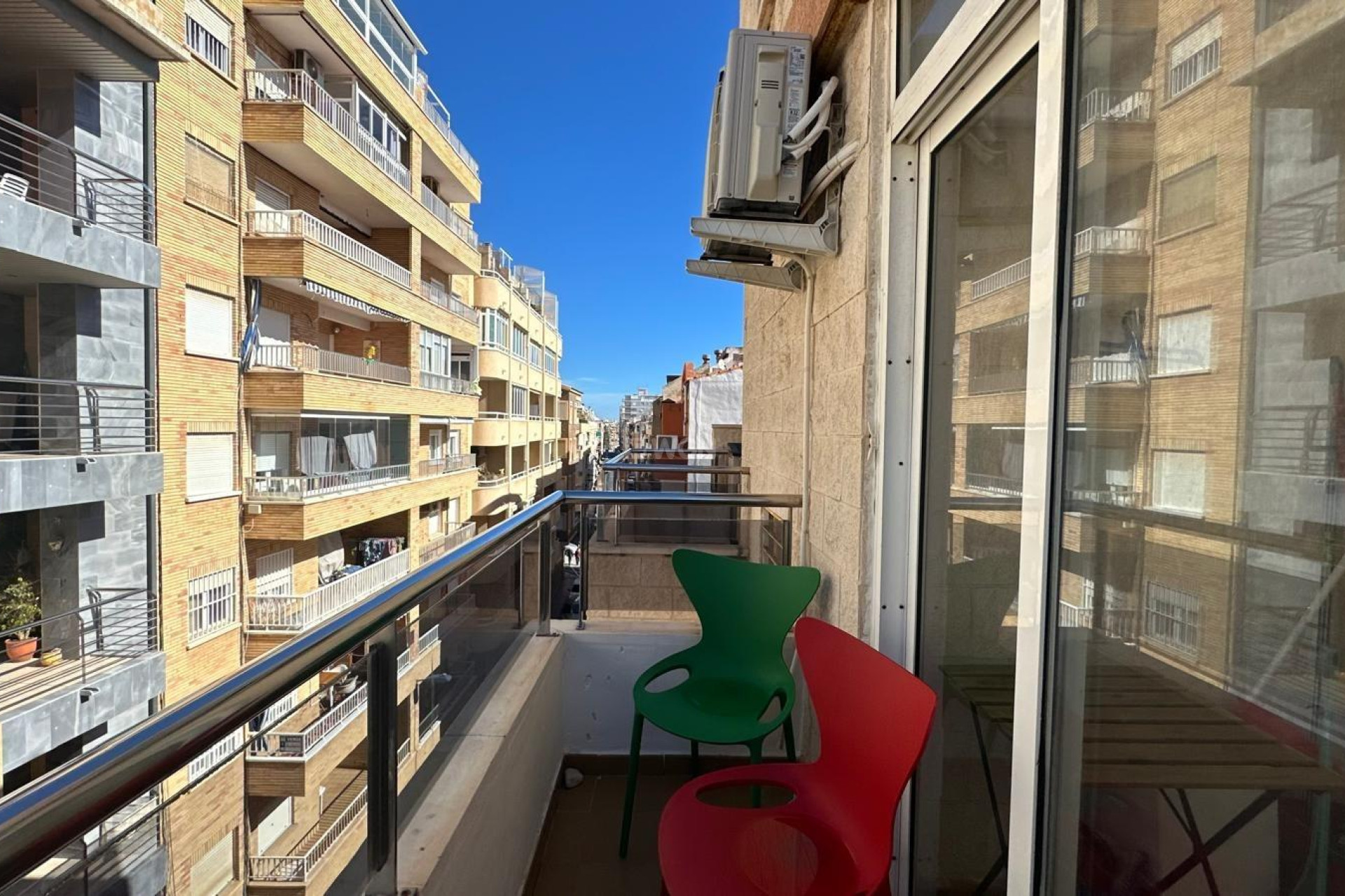 Resale - Apartment / flat - Torrevieja - Estacion De Autobuses