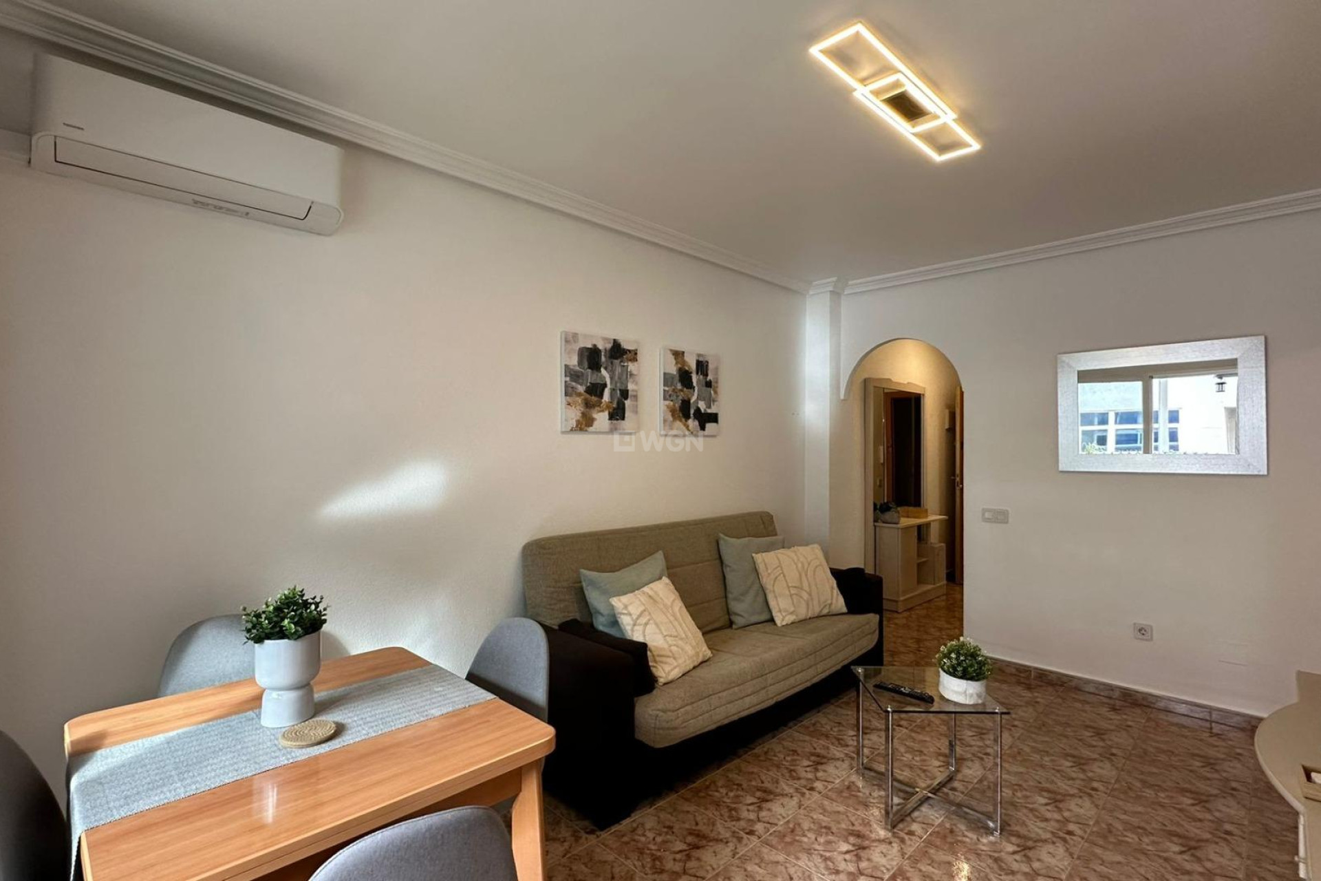 Resale - Apartment / flat - Torrevieja - Estacion De Autobuses