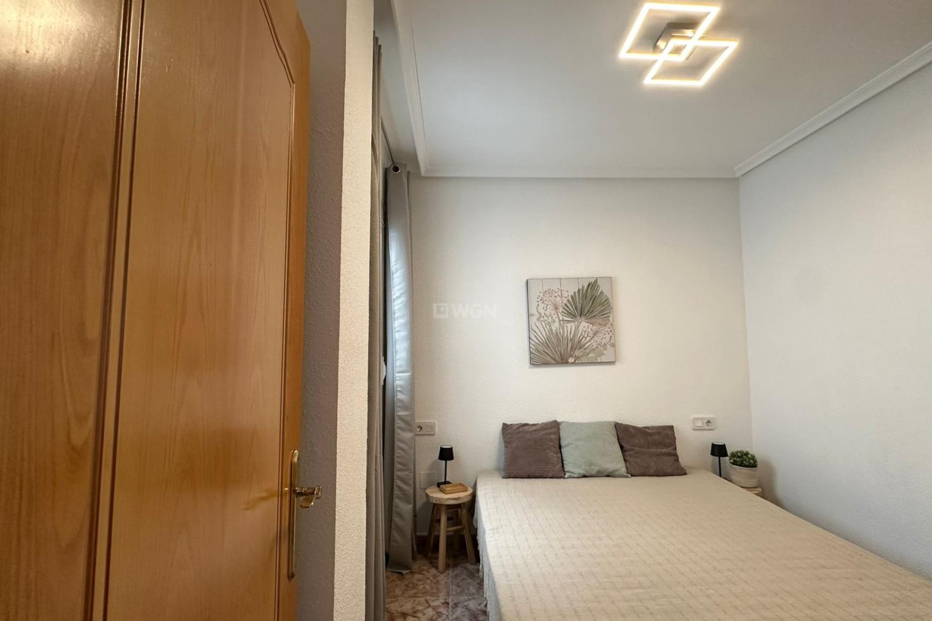 Resale - Apartment / flat - Torrevieja - Estacion De Autobuses