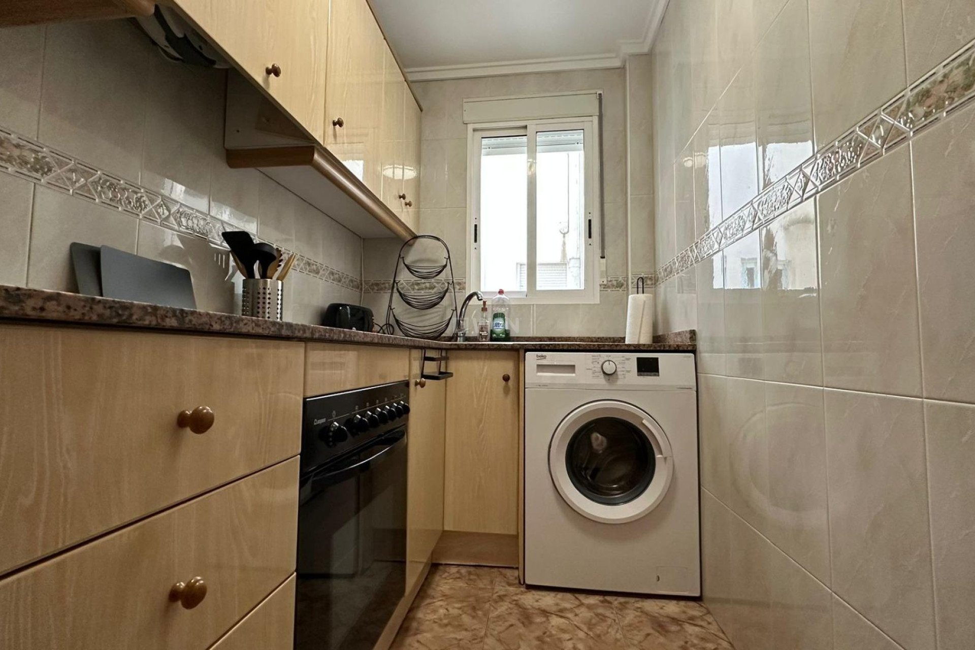 Resale - Apartment / flat - Torrevieja - Estacion De Autobuses